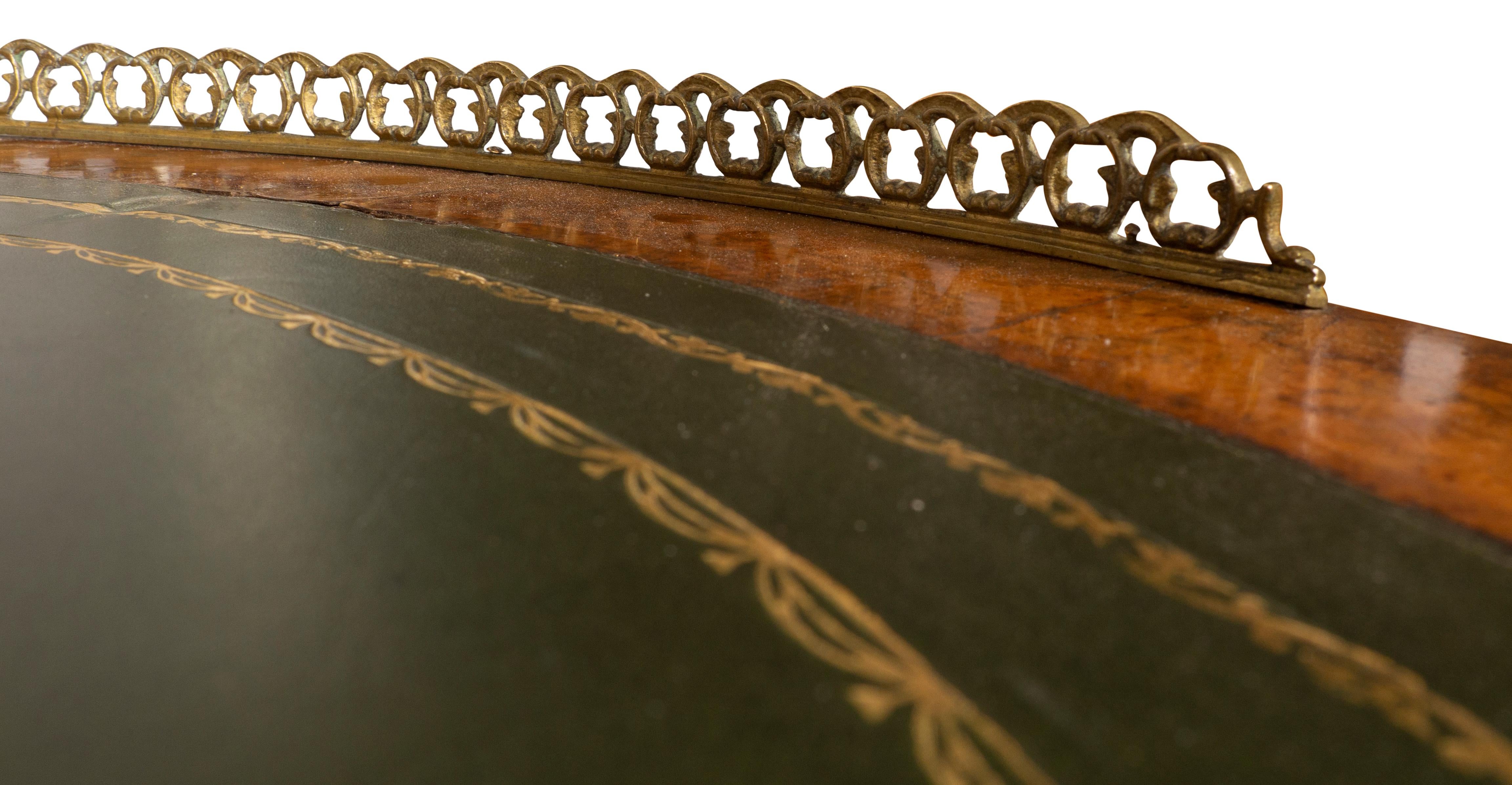 Fine Early Victorian Burl Walnut Kidney Shaped Desk For Sale 15