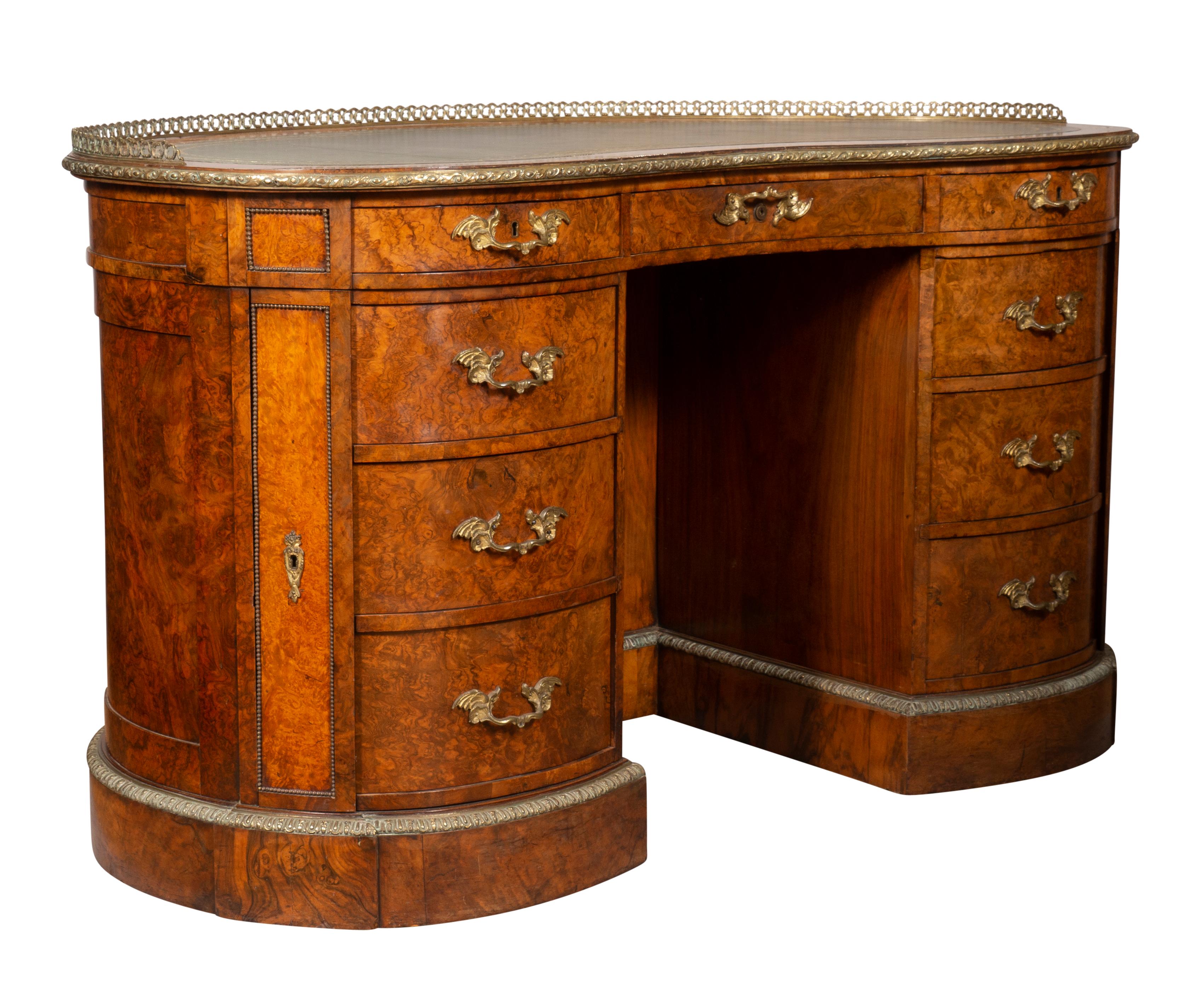 Fine Early Victorian Burl Walnut Kidney Shaped Desk For Sale 3