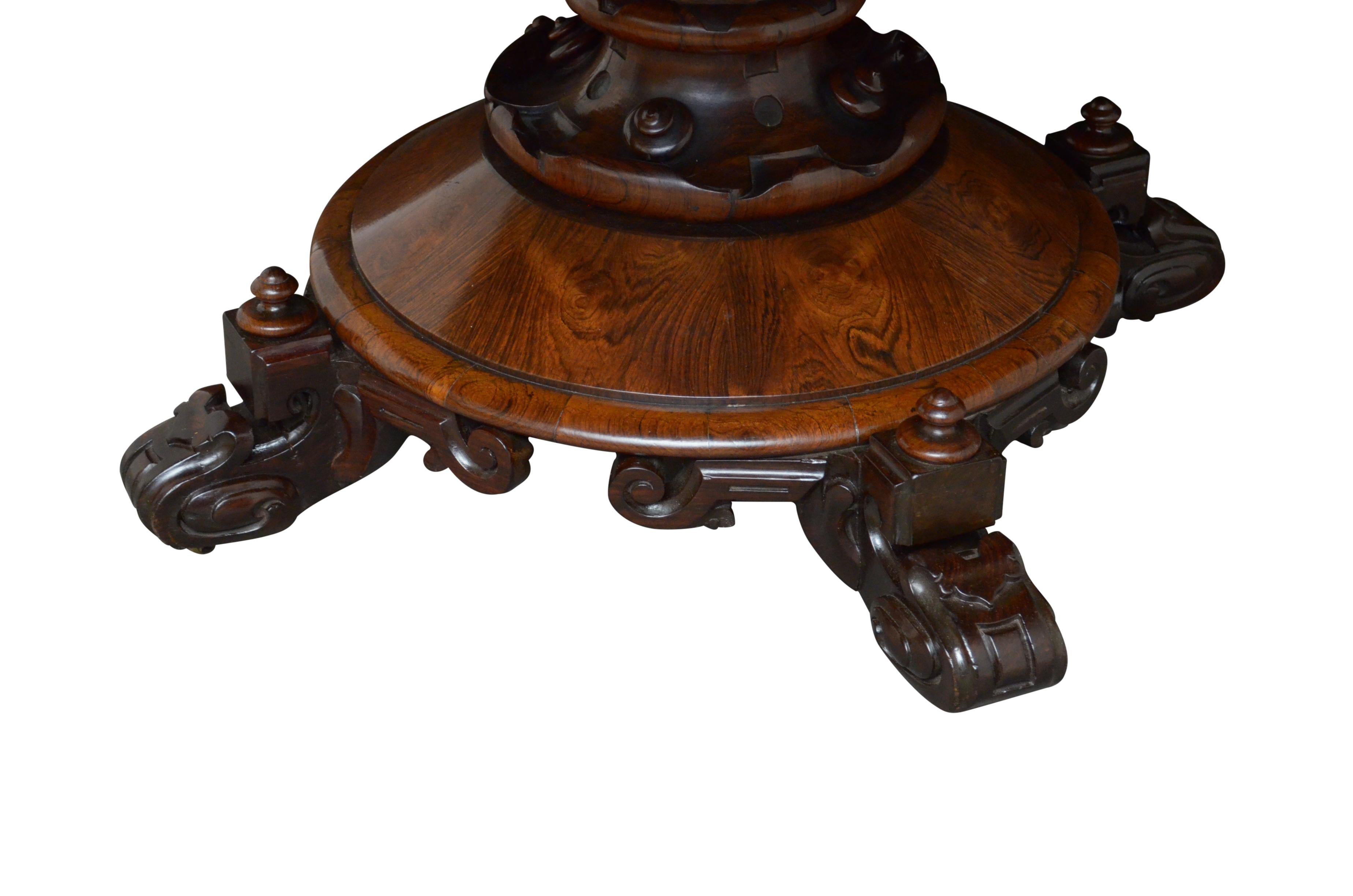 Fine Early Victorian Rosewood Centre Table Dining Table In Good Condition In Whaley Bridge, GB