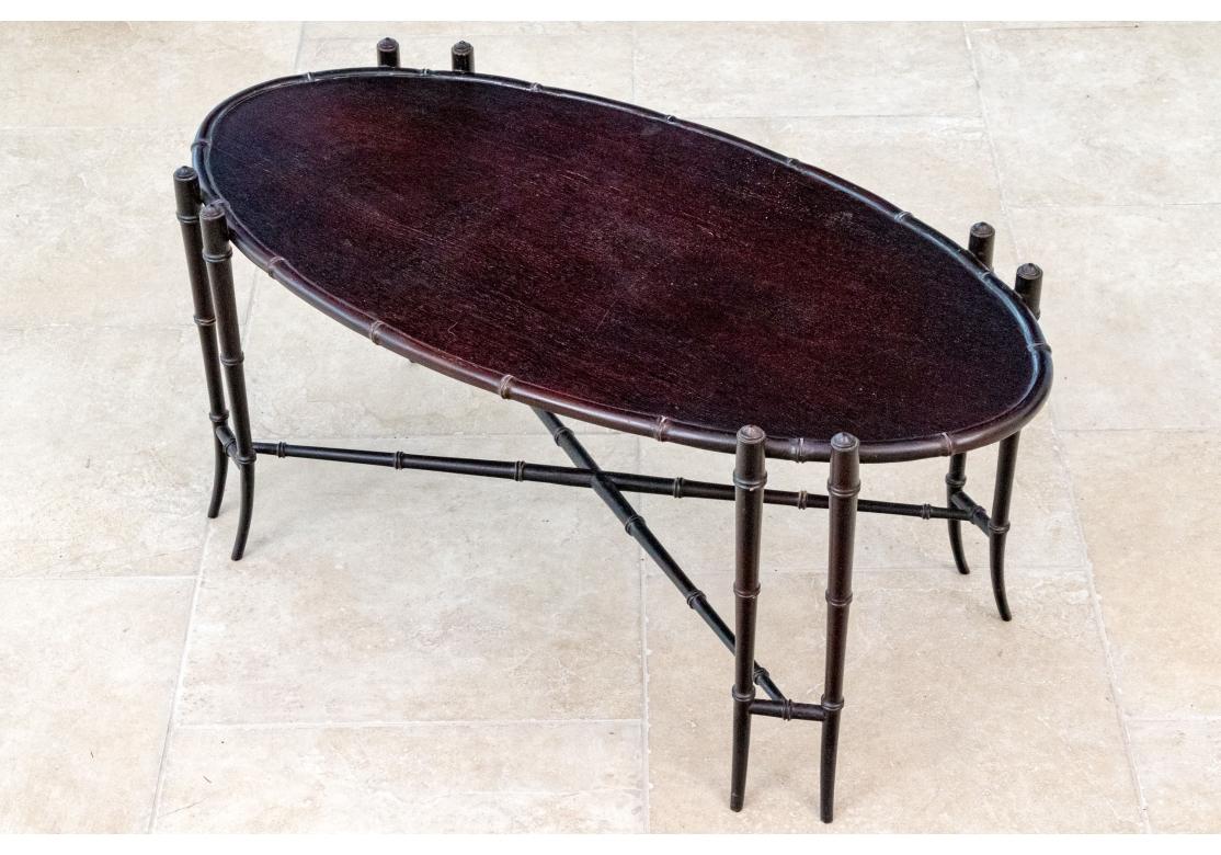 Mesa Cocktail Ovalada Ebonizada Faux Bambú By Hickory Chair en venta 5