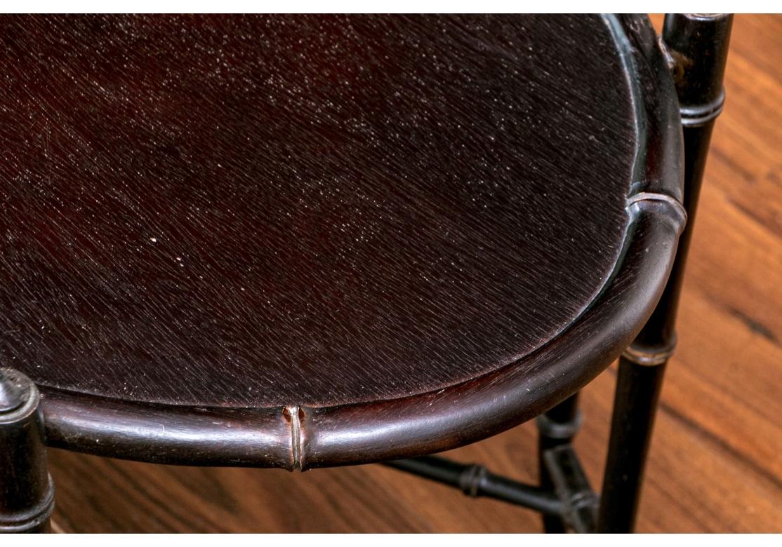 Mesa Cocktail Ovalada Ebonizada Faux Bambú By Hickory Chair en venta 11