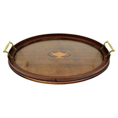 Vassoio ovale intarsiato in mogano e legno di raso di epoca edoardiana, 1900 ca.
