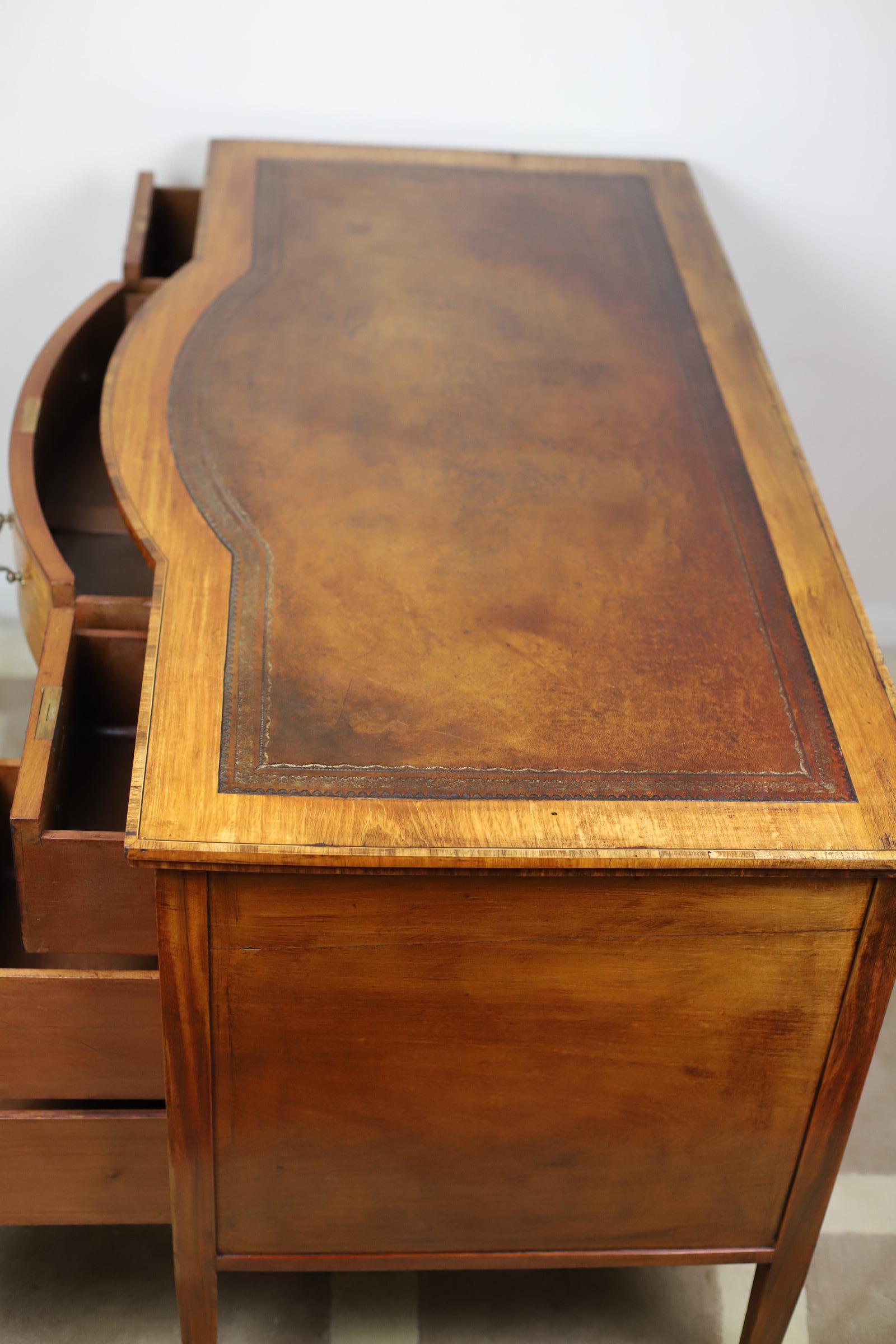 20th Century Fine Edwardian Neoclassical Revival Satinwood Desk