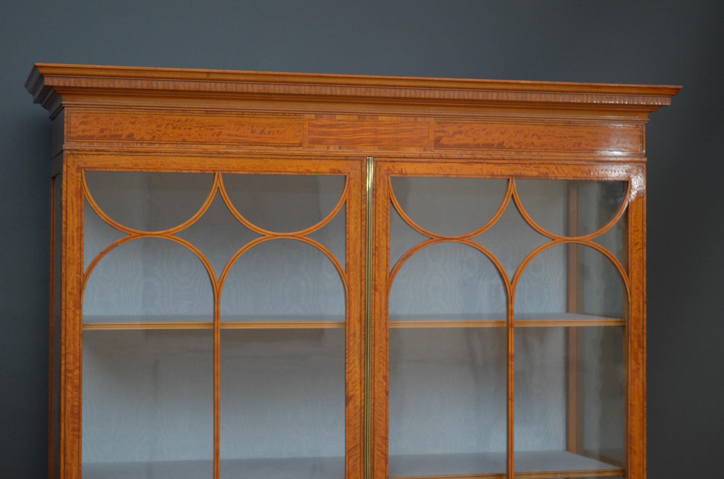 Fine Edwardian Satinwood Display Cabinet 1