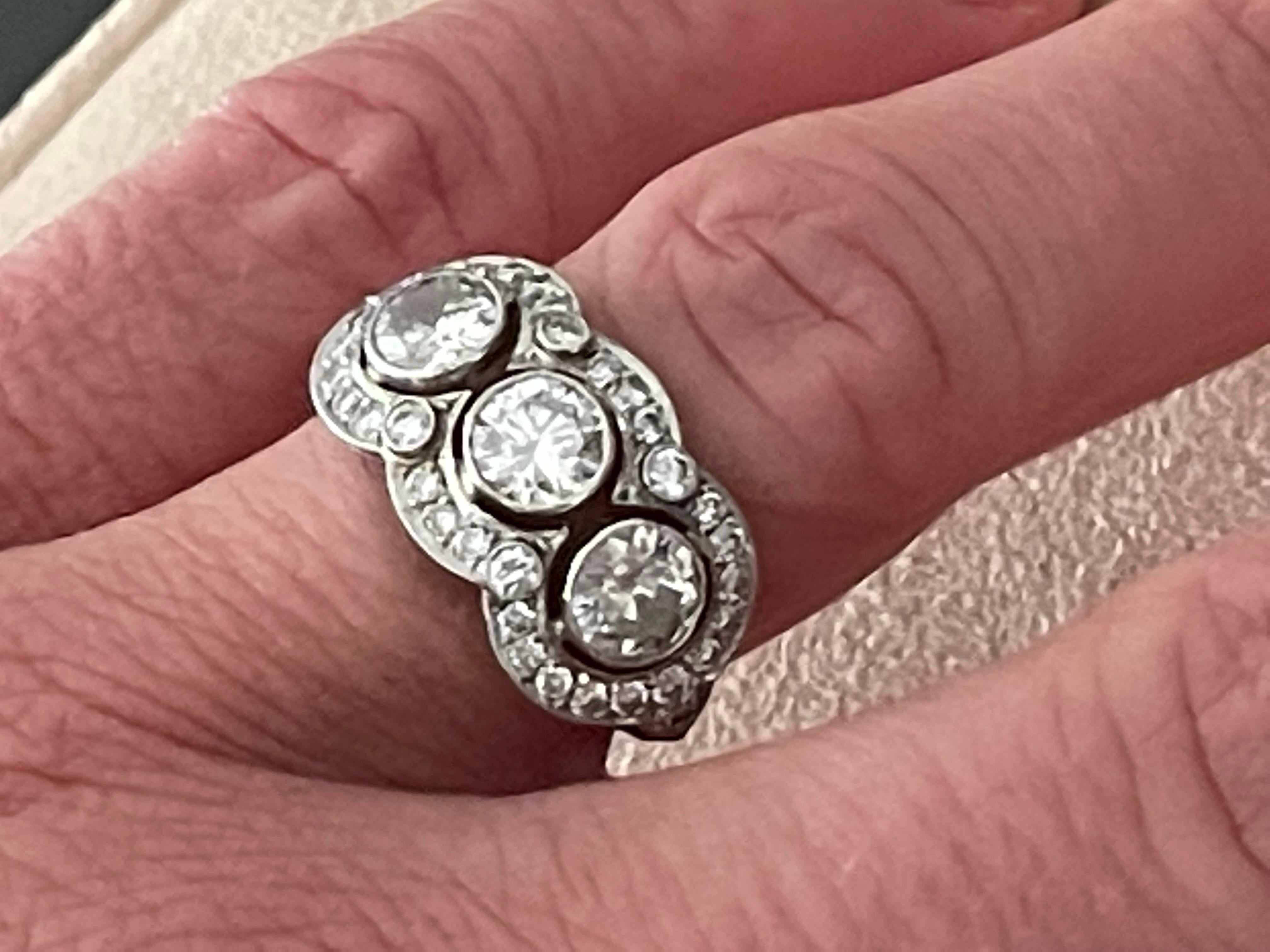 Fine Edwardian Three Stone Ring Platinum Diamond Ring For Sale 2