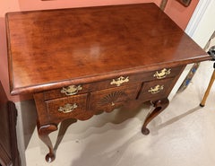 Fine Eldred Wheeler Queen Anne Style Tiger Maple Lowboy