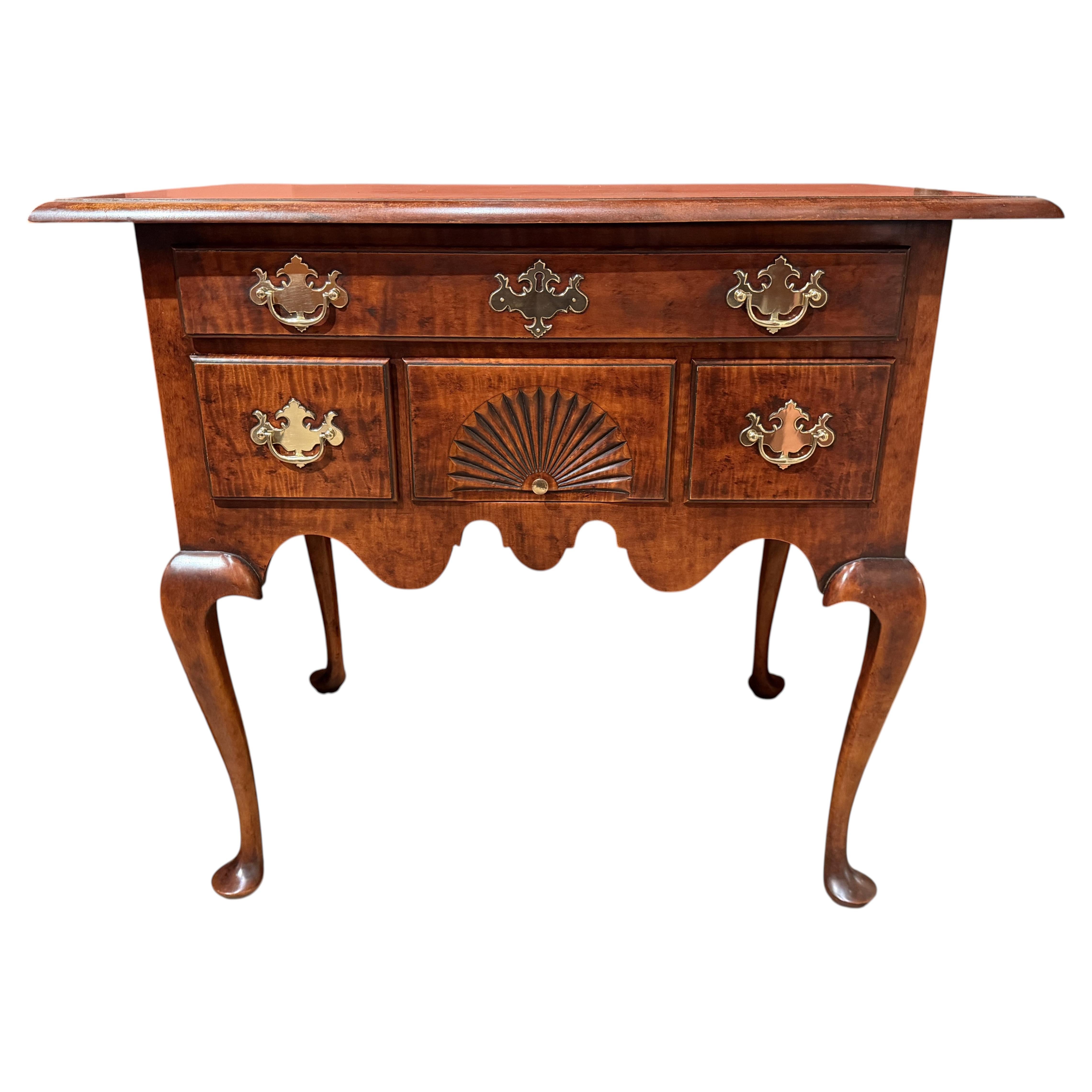 Fine Eldred Wheeler Queen Anne Style Tiger Maple Lowboy For Sale