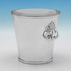 Raffinato refrigeratore per vino in argento sterling “Elizabeth II” di Asprey & Co., Londra 1992