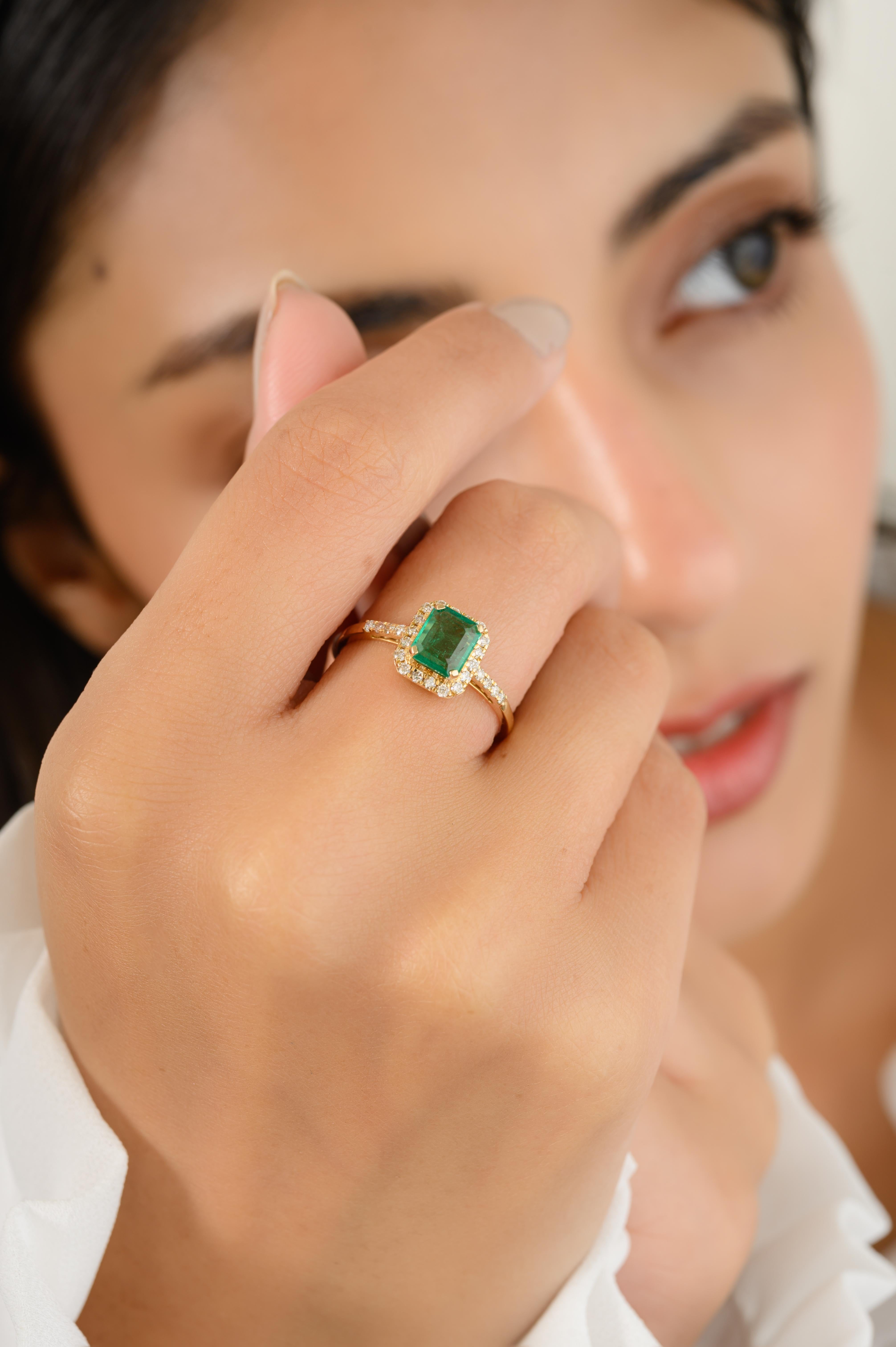 For Sale:  Fine Emerald Diamond Halo Engagement Ring for Women in 18k Solid Yellow Gold 8