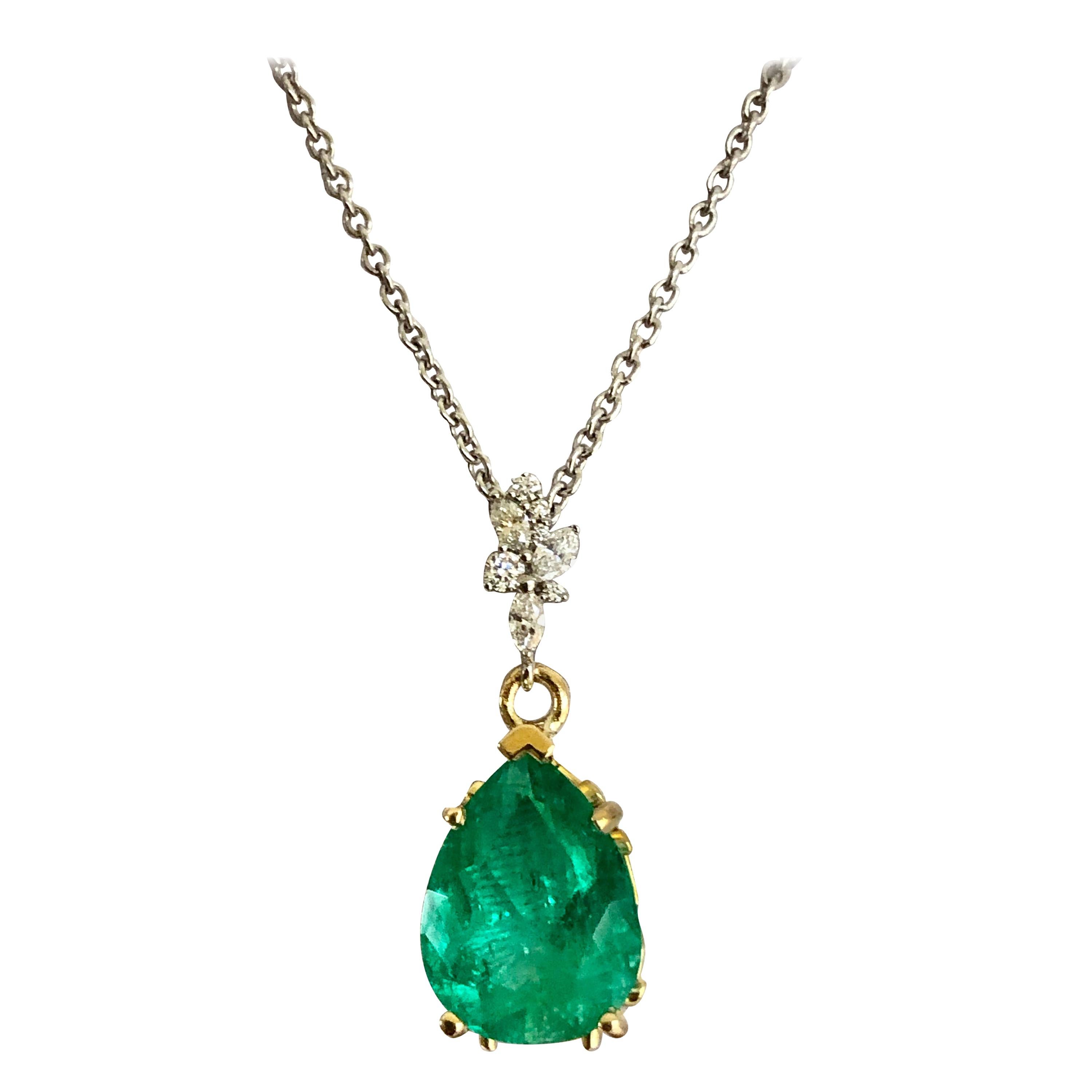 Fine Emerald Diamond Pendant Drop Necklace in 18 Karat and Platinum For Sale