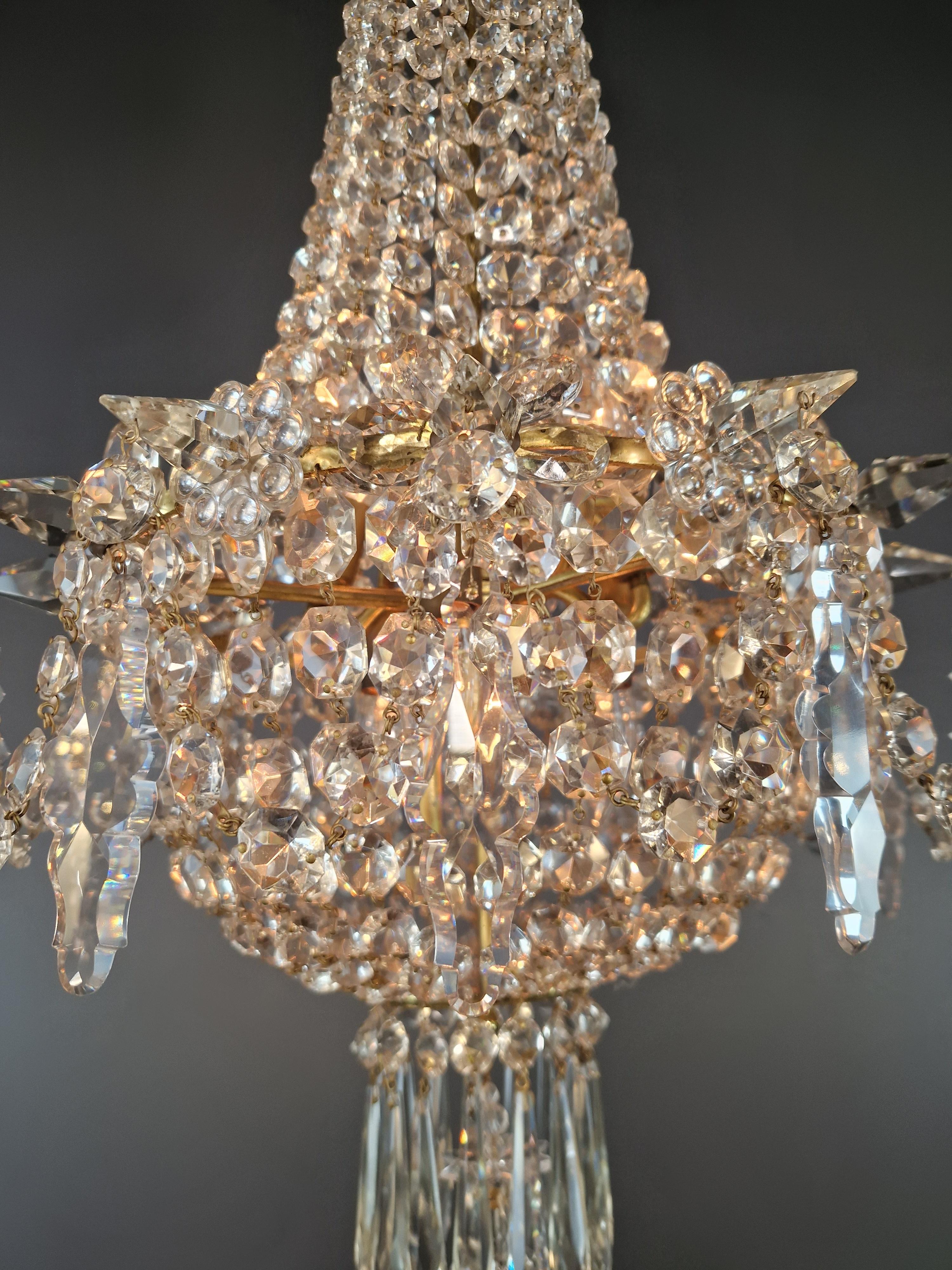 Ottone Diptych Fine Arts Lampadario a cascata in cristallo Sac a Pearl Lampada a lustro in ottone Art Deco in vendita