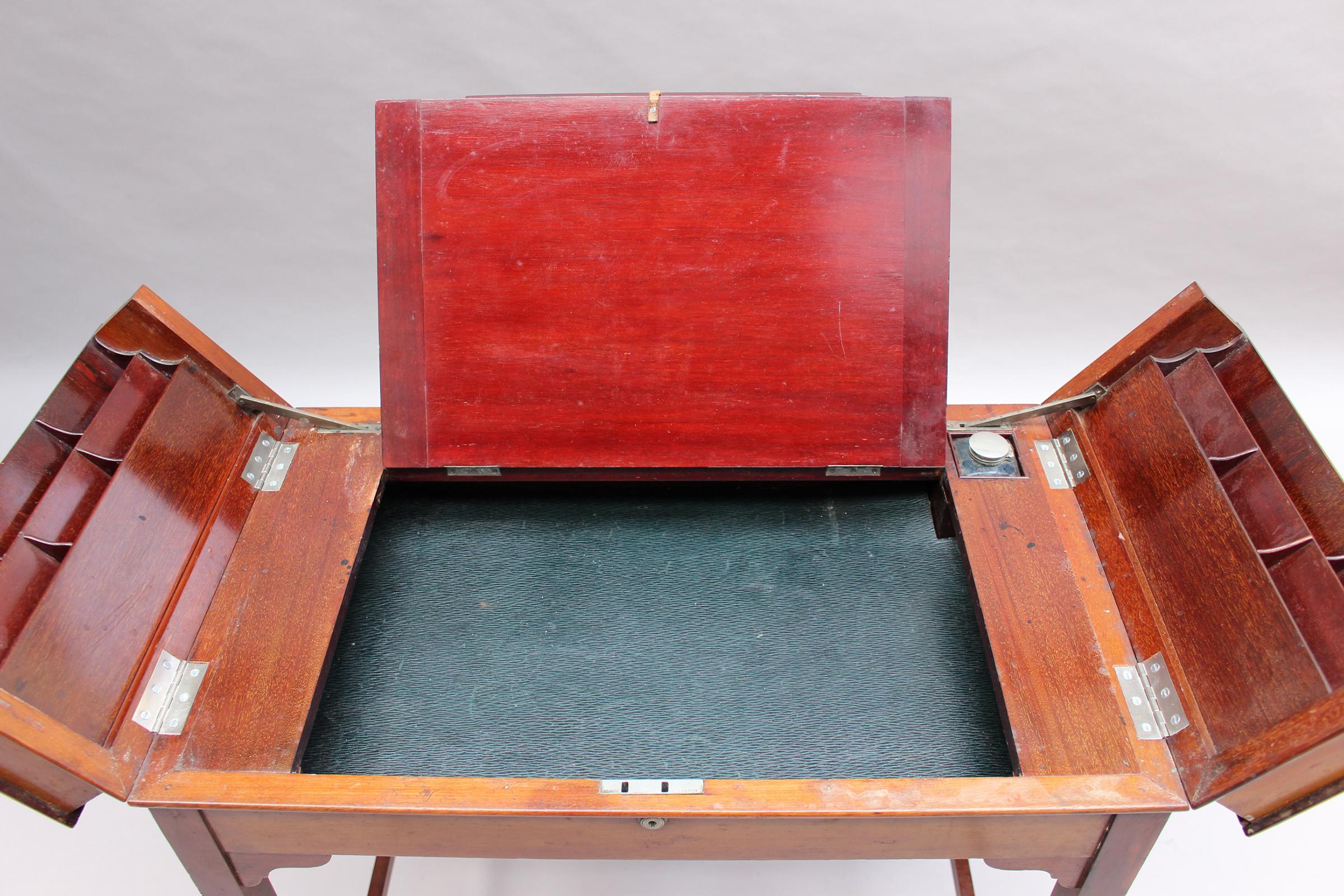 Fine English 19th Century Mahogany Secretary-Desk For Sale 6