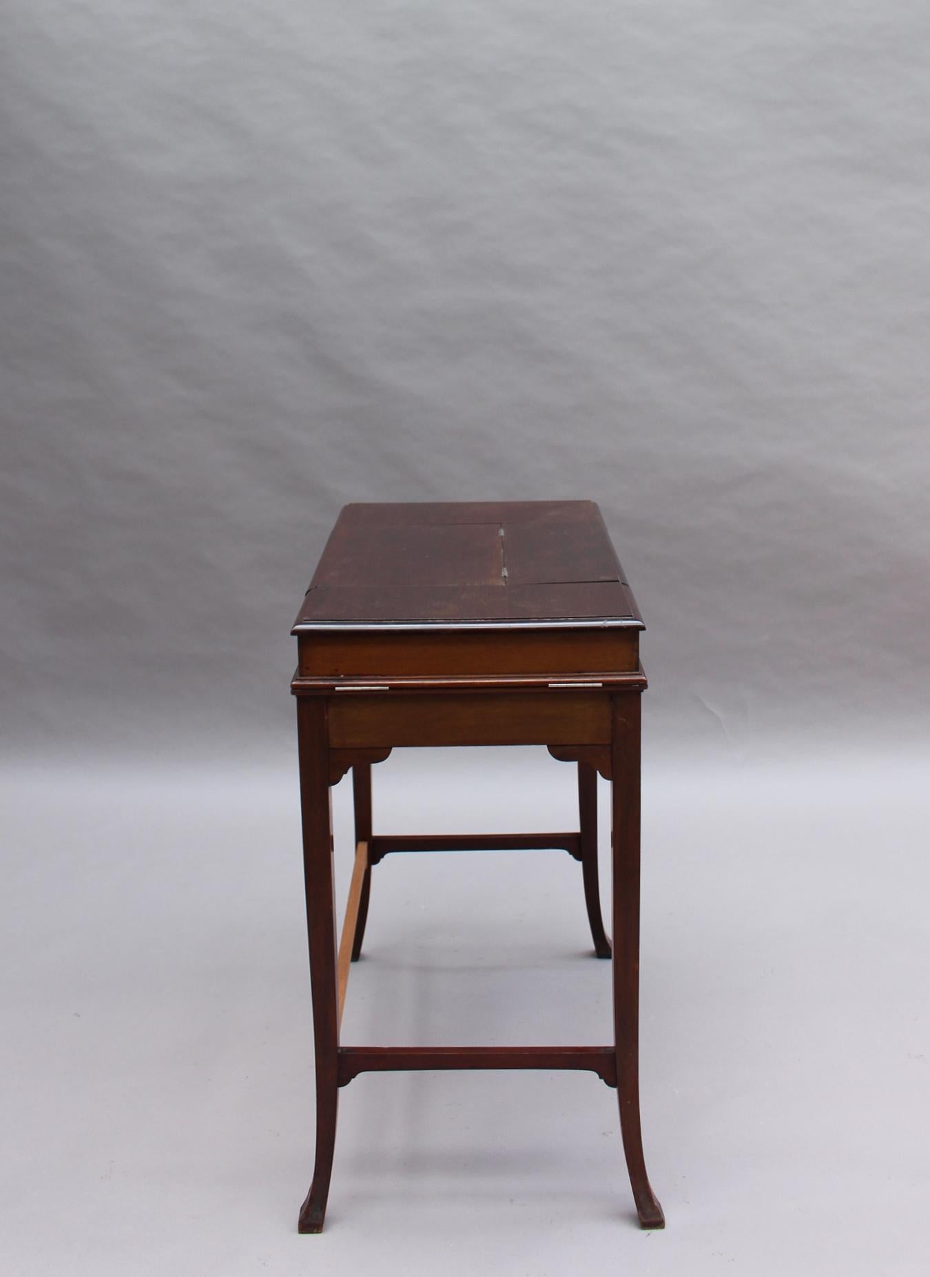 Fine English 19th Century Mahogany Secretary-Desk For Sale 12