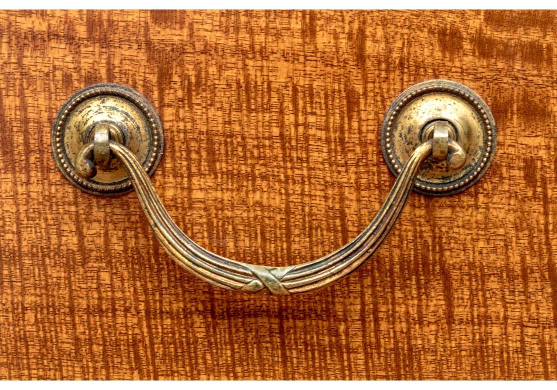 Fine cassapanca inglese in mogano a bande in stile Chippendale in vendita 6