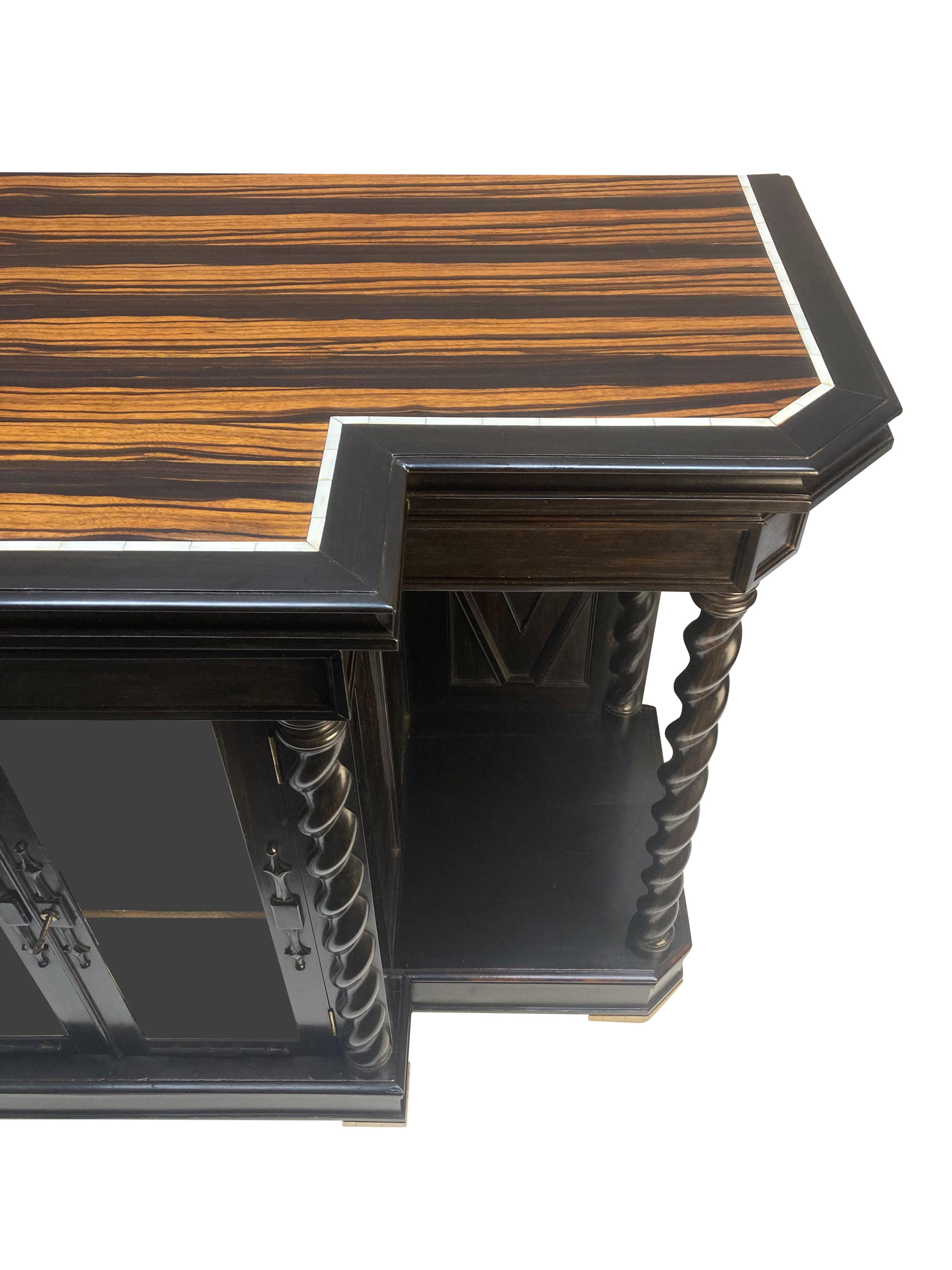 Feiner englischer Campaigner Chiffonier aus massivem Ebenholz und Palisander im Kolonialstil im Angebot 1