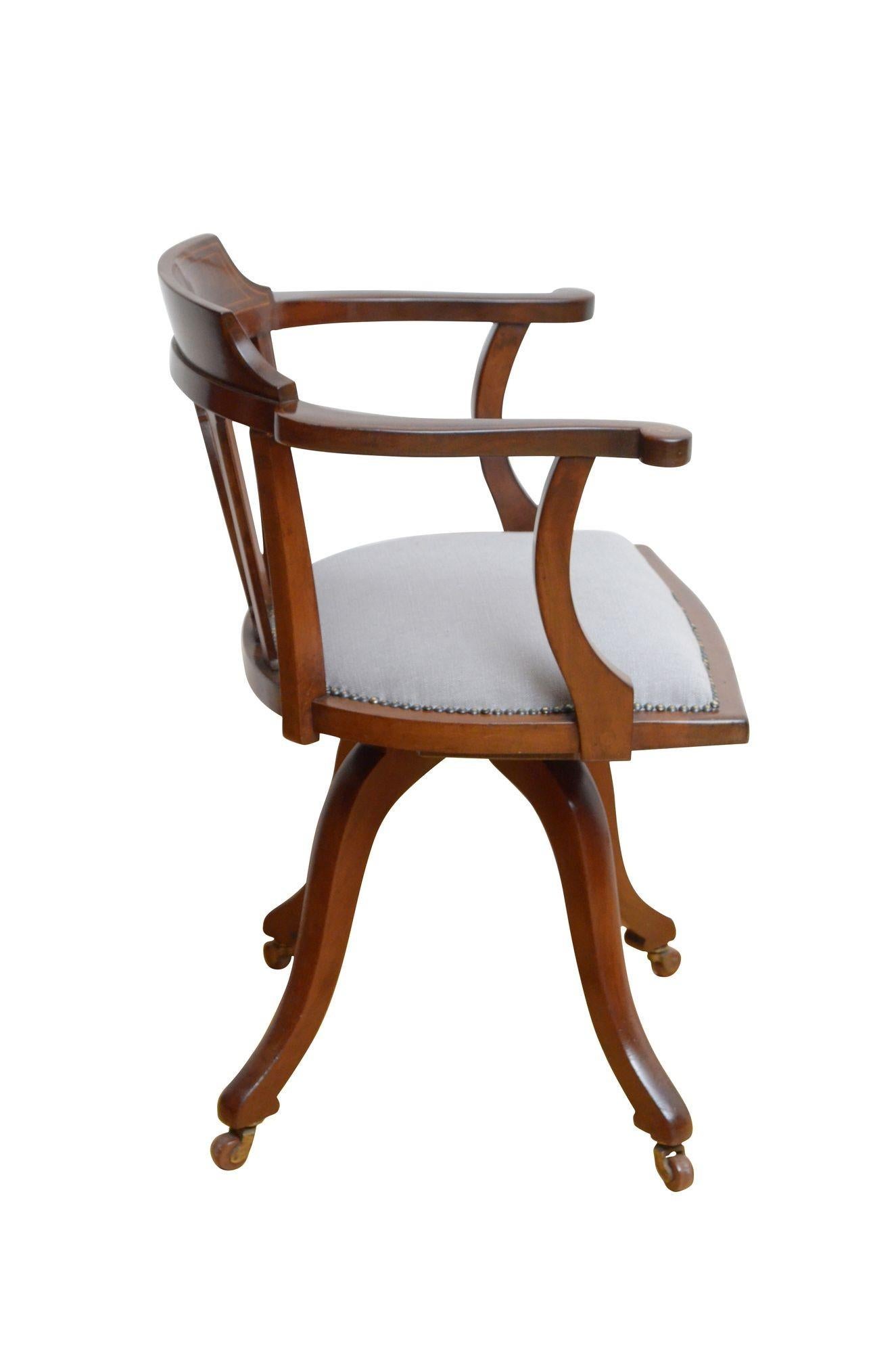 Mahogany Fine English Edwardian Revolving Desk Chair For Sale