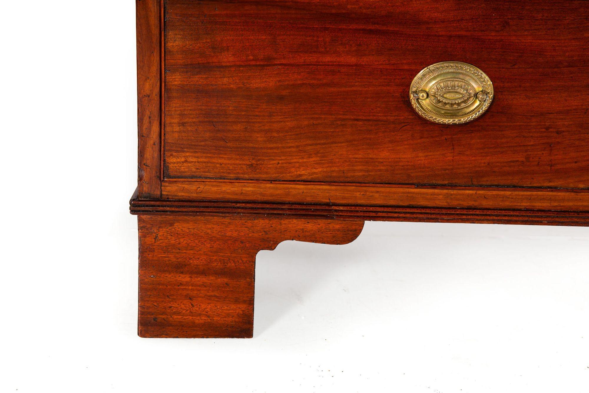 Fine English George III Antique Mahogany Secretary Desk circa 1780 For Sale 14