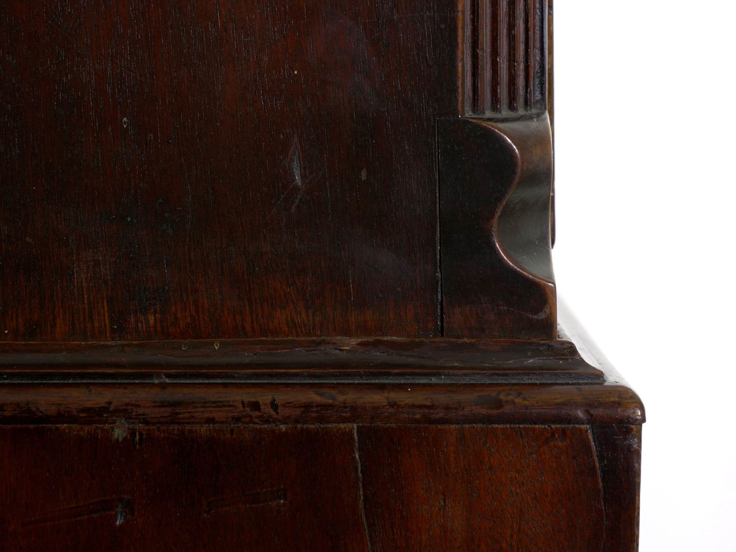 Fine English George III Mahogany Chest on Chest, circa 1800 For Sale 10