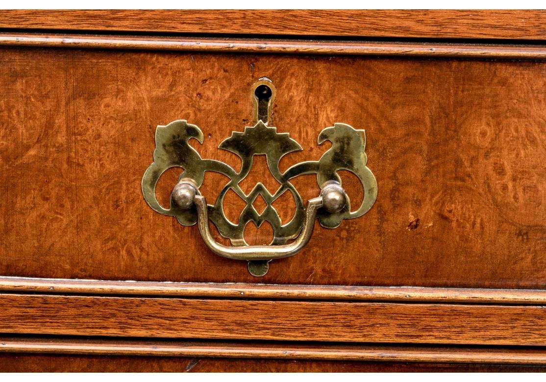 Feine englische George III Stil Mahagoni & Wurzelholz Bücherschrank im Angebot 10