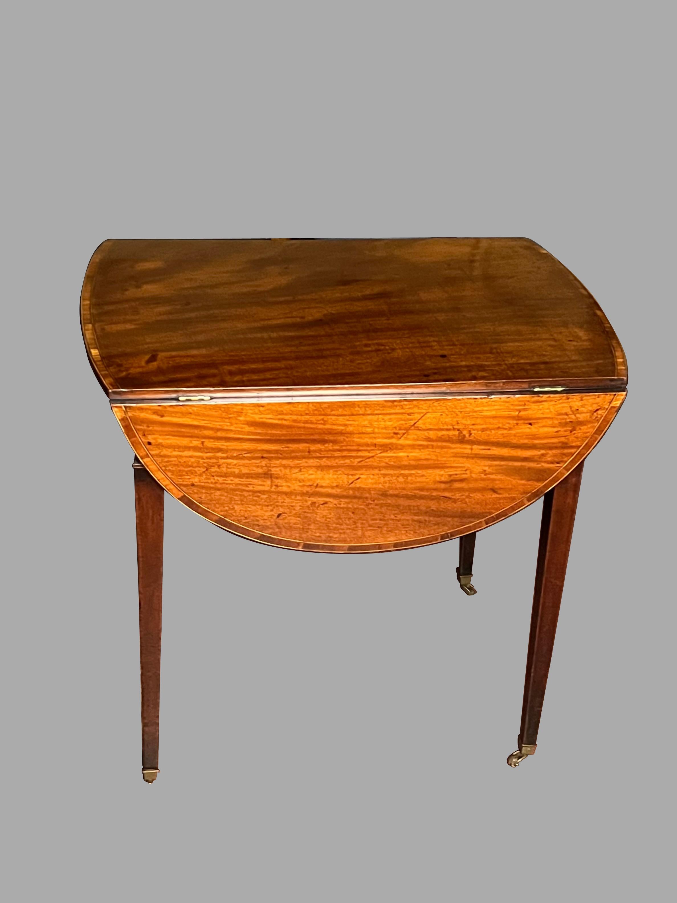 Fine English Inlaid Mahogany Hepplewhite Period Pembroke Table with Drawer For Sale 7