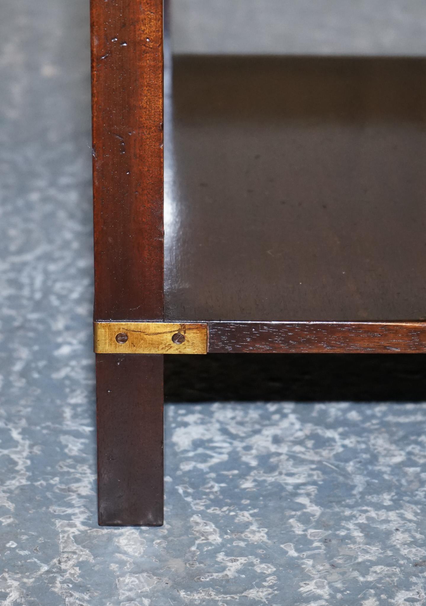 FINE ENGLISH PAIR DE TABLES D'INTÉRIEUR DE campane MILITAIRE BEvan FUNNELL en vente 4