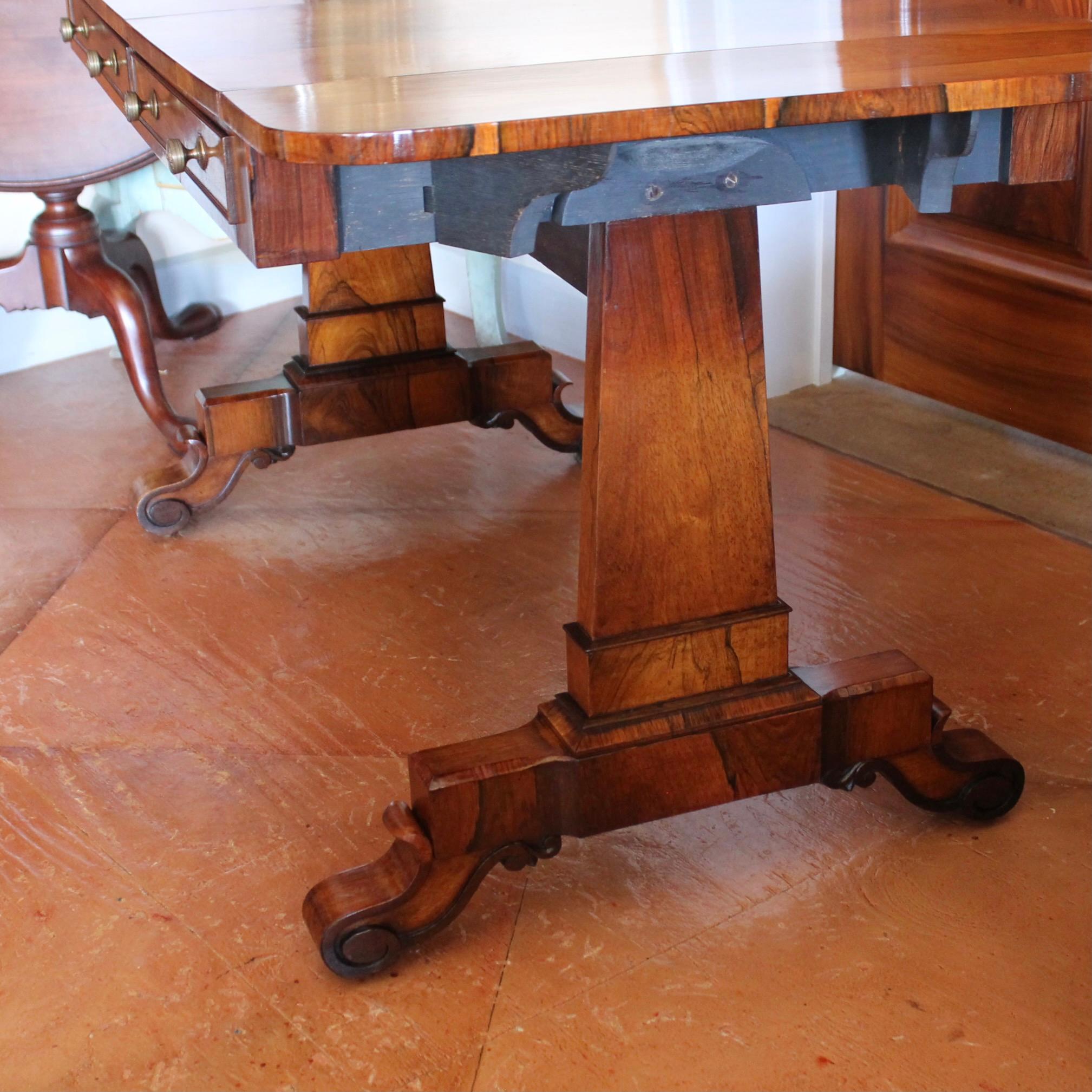 Fine English Regency Figured Rosewood Sofa Table For Sale 5