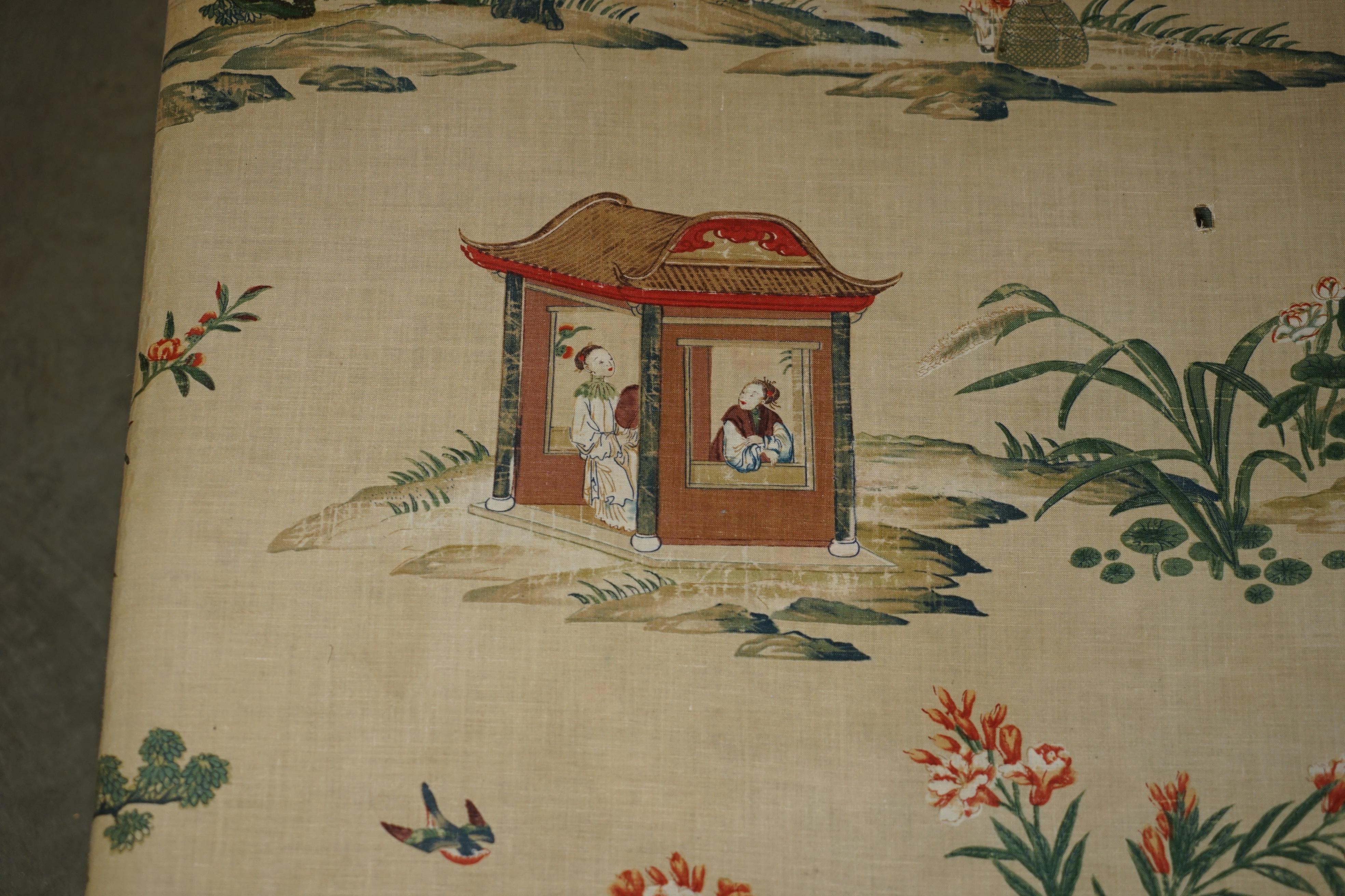 FINA TEJIDA VICTORIANA INGLÉS CiRCA 1860 FOOTSTOOL OTTOMAN CHINOISERIE Inglés en venta