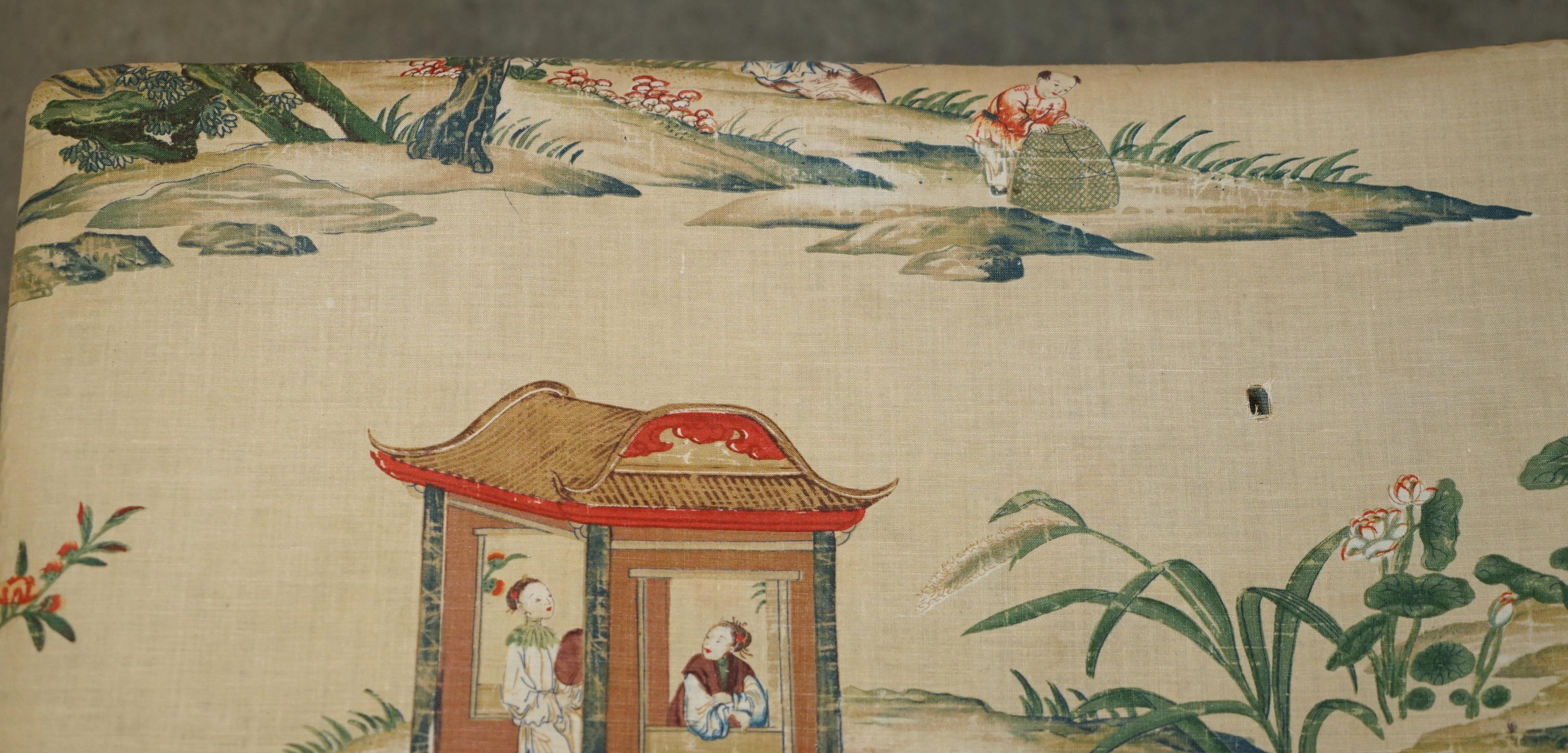 FINA TEJIDA VICTORIANA INGLÉS CiRCA 1860 FOOTSTOOL OTTOMAN CHINOISERIE Tela en venta