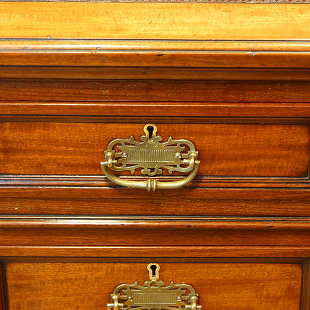 Fine English Victorian Edwards & Roberts Walnut Pedestal Desk 4