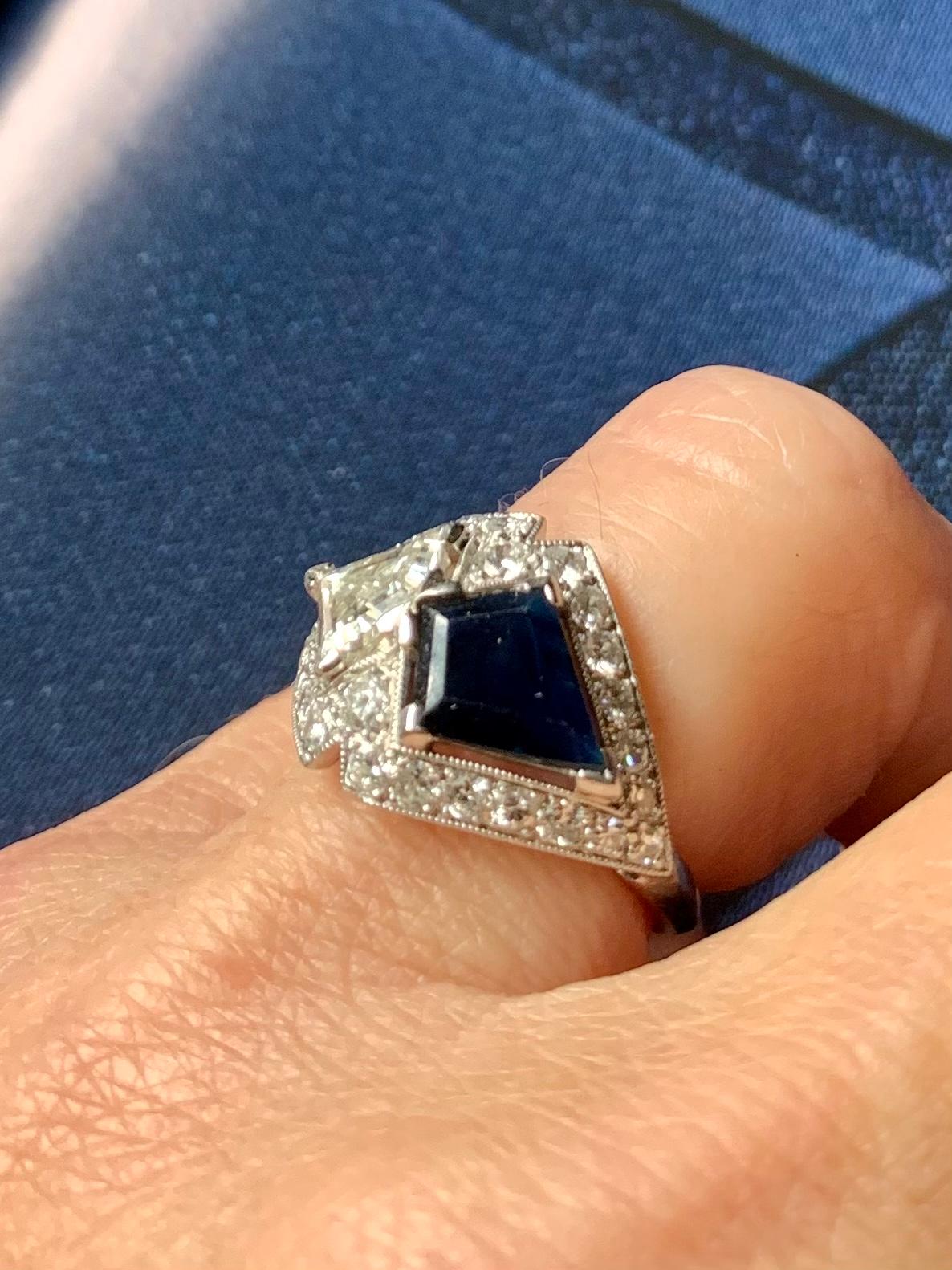 Fine Estate Art Deco Period Moi et Toi Diamond Sapphire Platinum Ring Circa 1920 For Sale 8