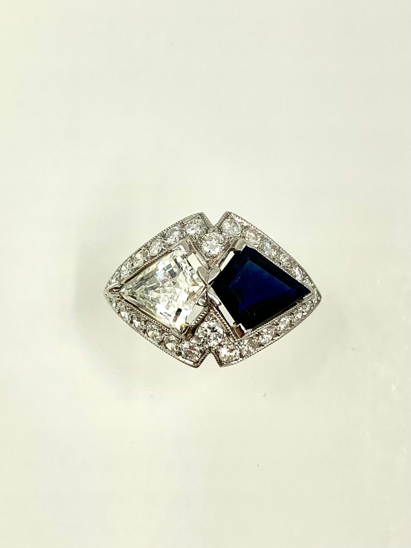 Fine Estate Art Deco Period Moi et Toi Diamond Sapphire Platinum Ring Circa 1920 For Sale 9