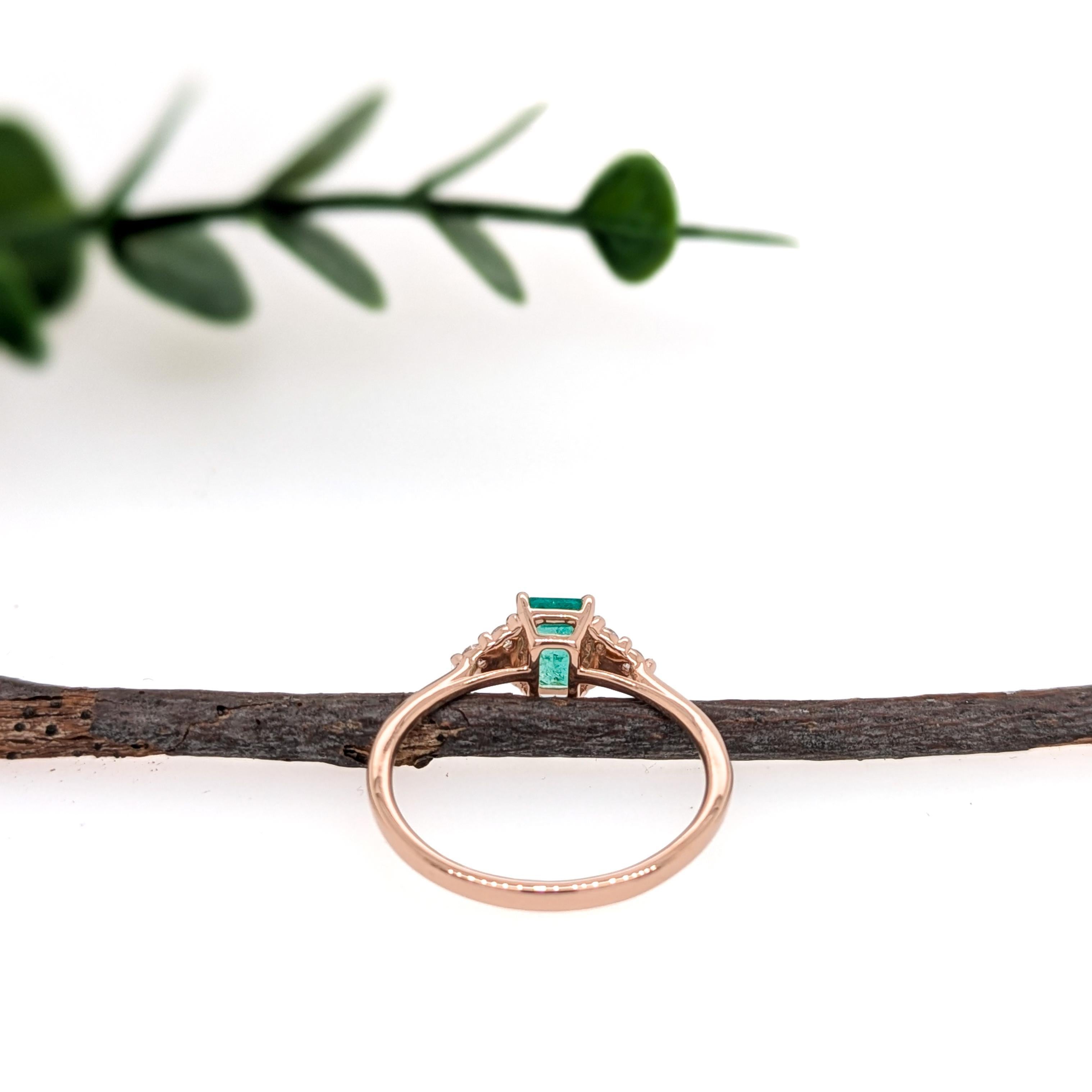 Fine Ethiopian Emerald Ring with Natural Diamond Accents in 14K Gold  EM 6x4mm In New Condition For Sale In Columbus, OH