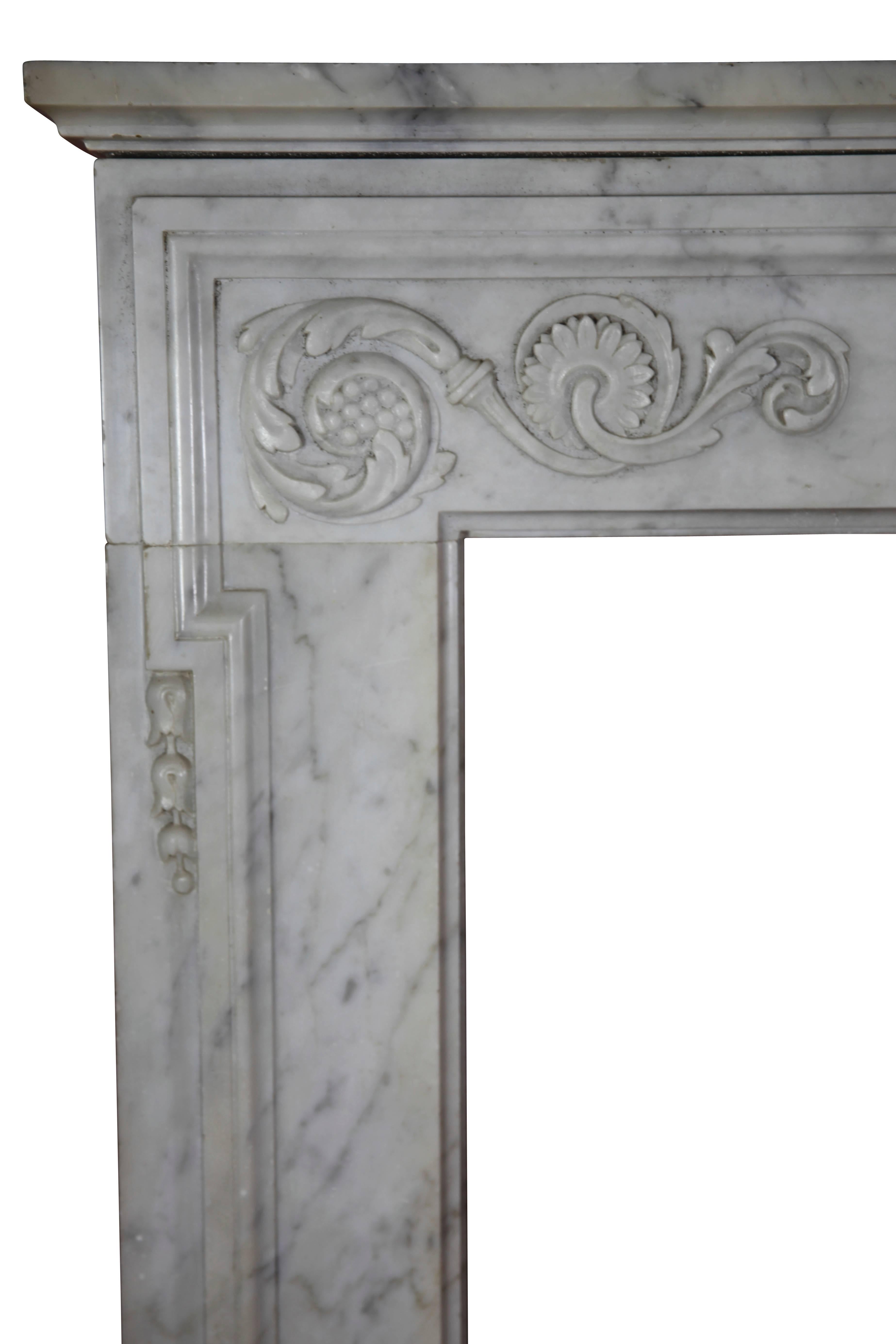 French Fine European Antique Fireplace Surround in Carrara Marble For Sale