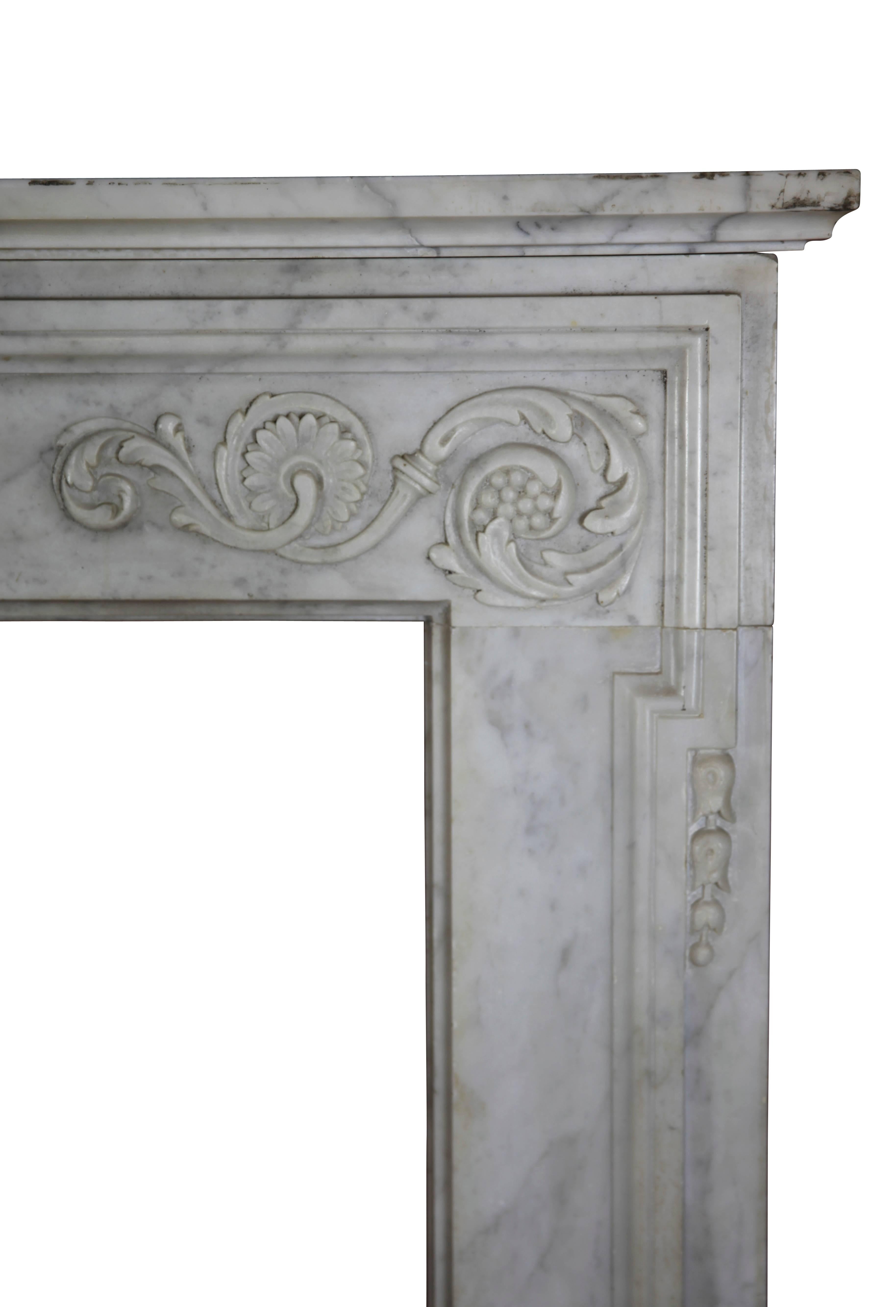 Fine European Antique Fireplace Surround in Carrara Marble For Sale 2