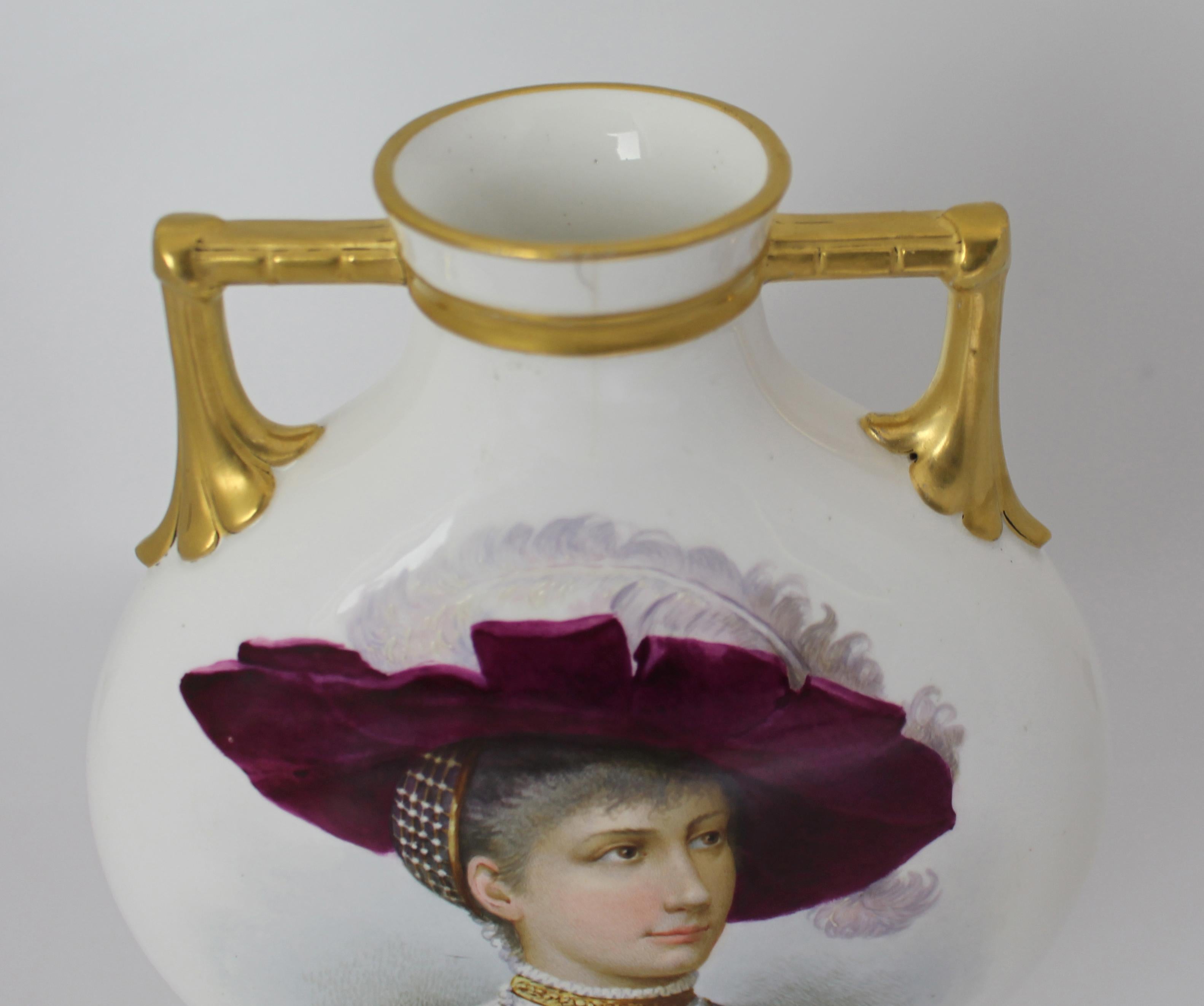 Fine European Hand-Painted & Gilded Moon Flask Vase c.1890 For Sale 10