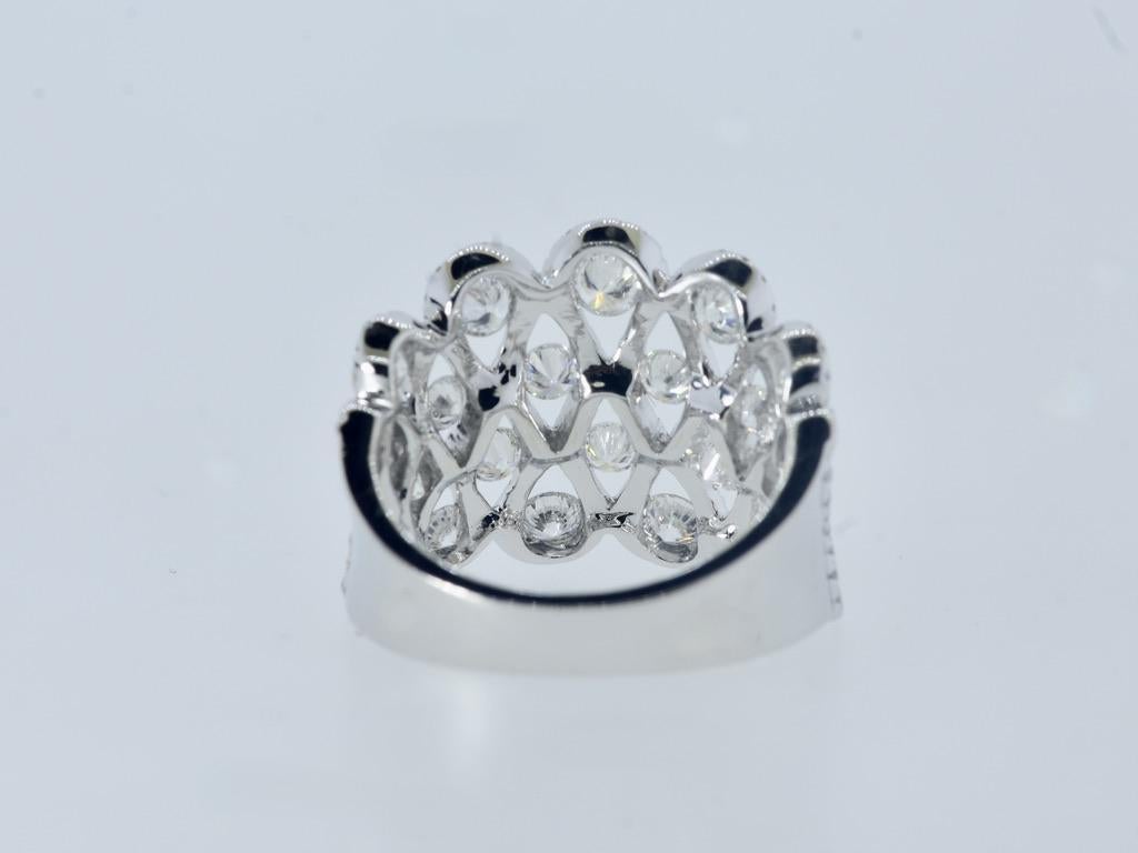 Exakt 1,62 ct Gesamtgewicht Weißer Diamant mit Brillantschliff Zeitgenössischer Ring im Angebot 3