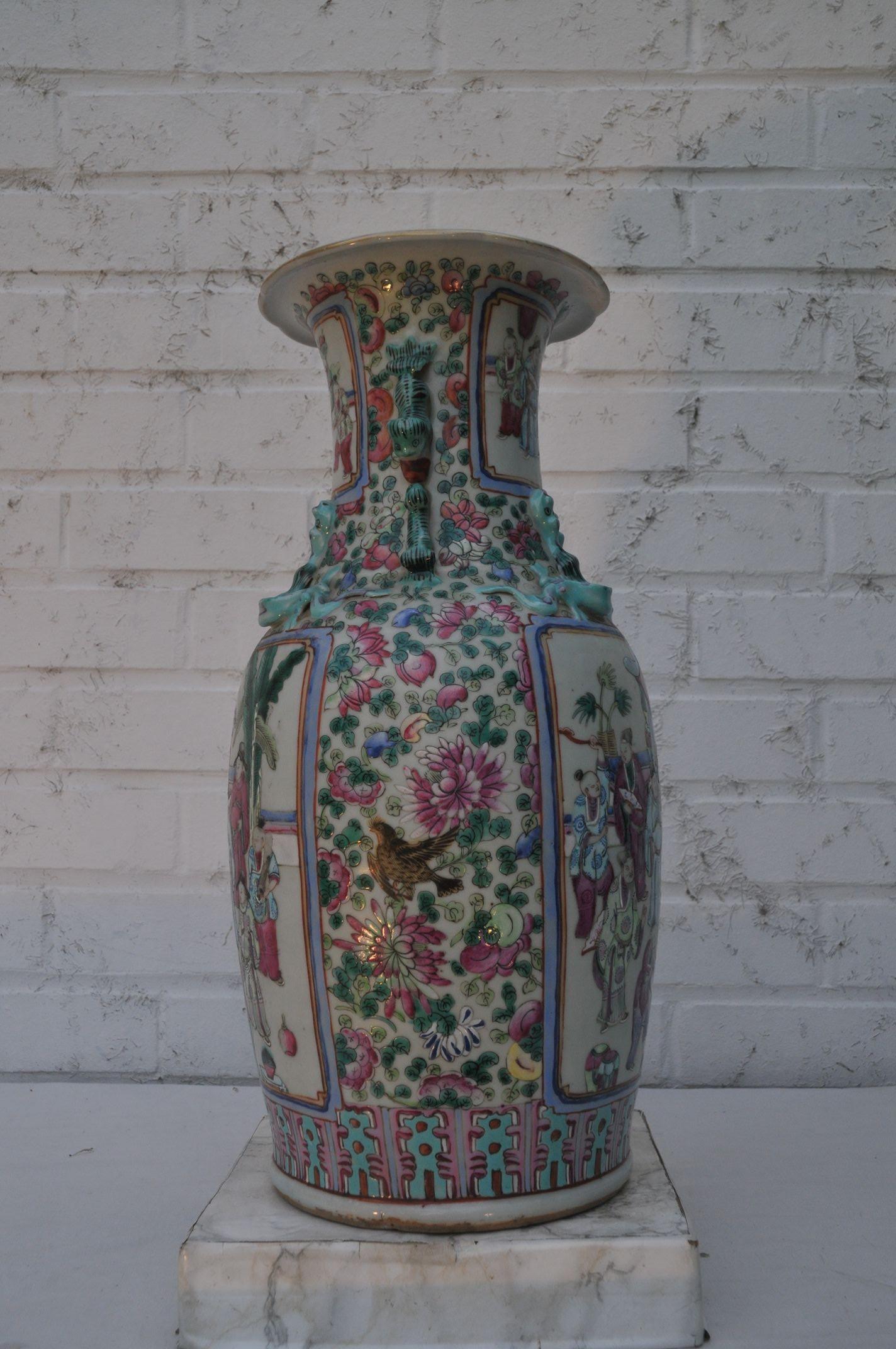 Chinese Fine Famille Rose Court Scene Vase For Sale
