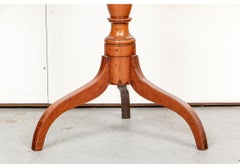 Fine Federal Mahogany Candle Stand