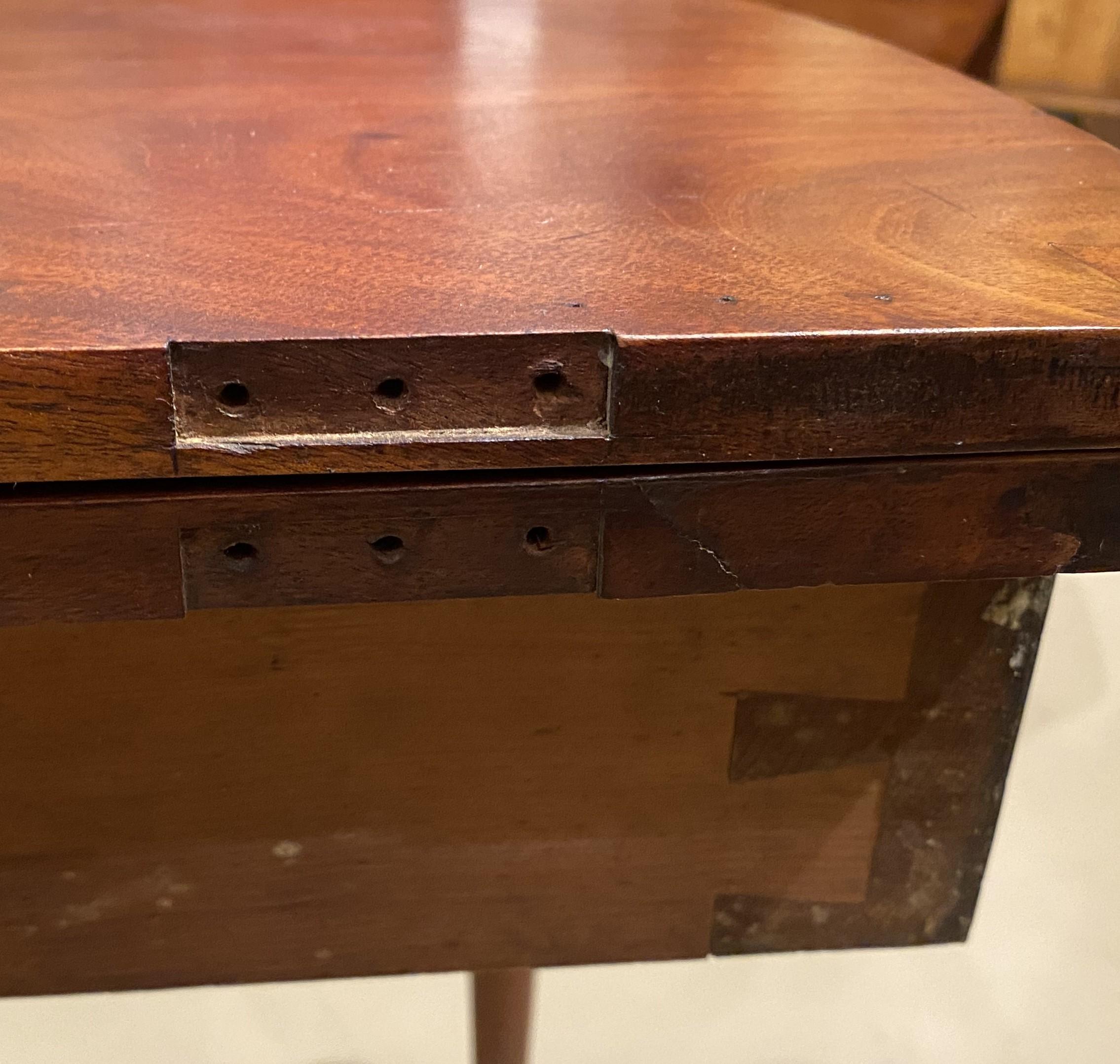 Fine Federal Period Sheraton Mahogany Card or Gaming Table circa 1800 For Sale 6