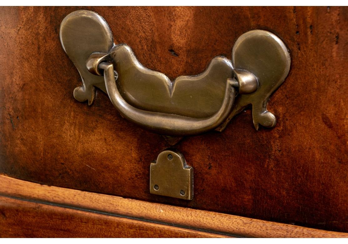 Fine Figured Wood Tray On Stand In Fair Condition For Sale In Bridgeport, CT