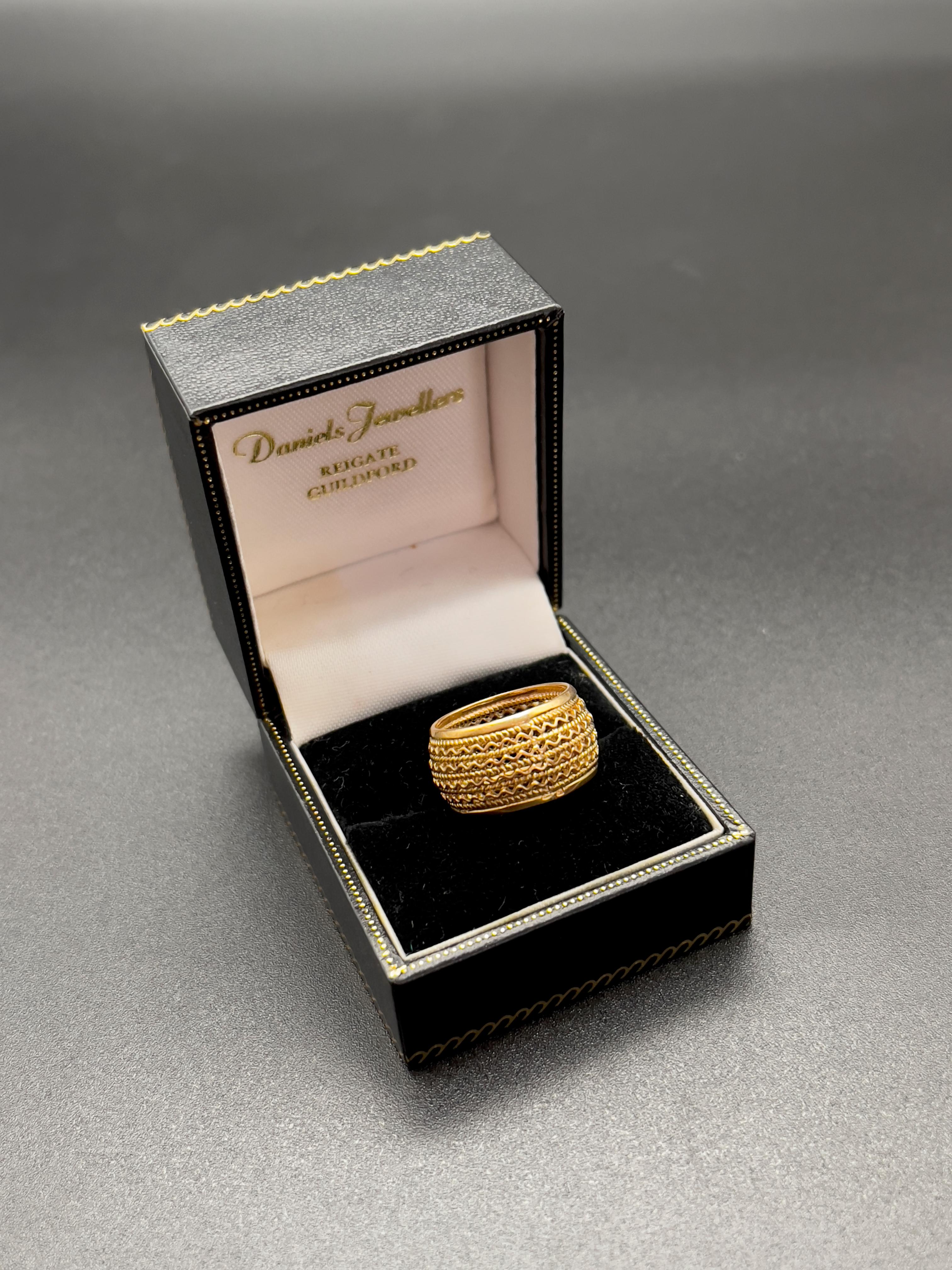Fine Filigree Gold Eternity Wedding Band Ring For Sale 1