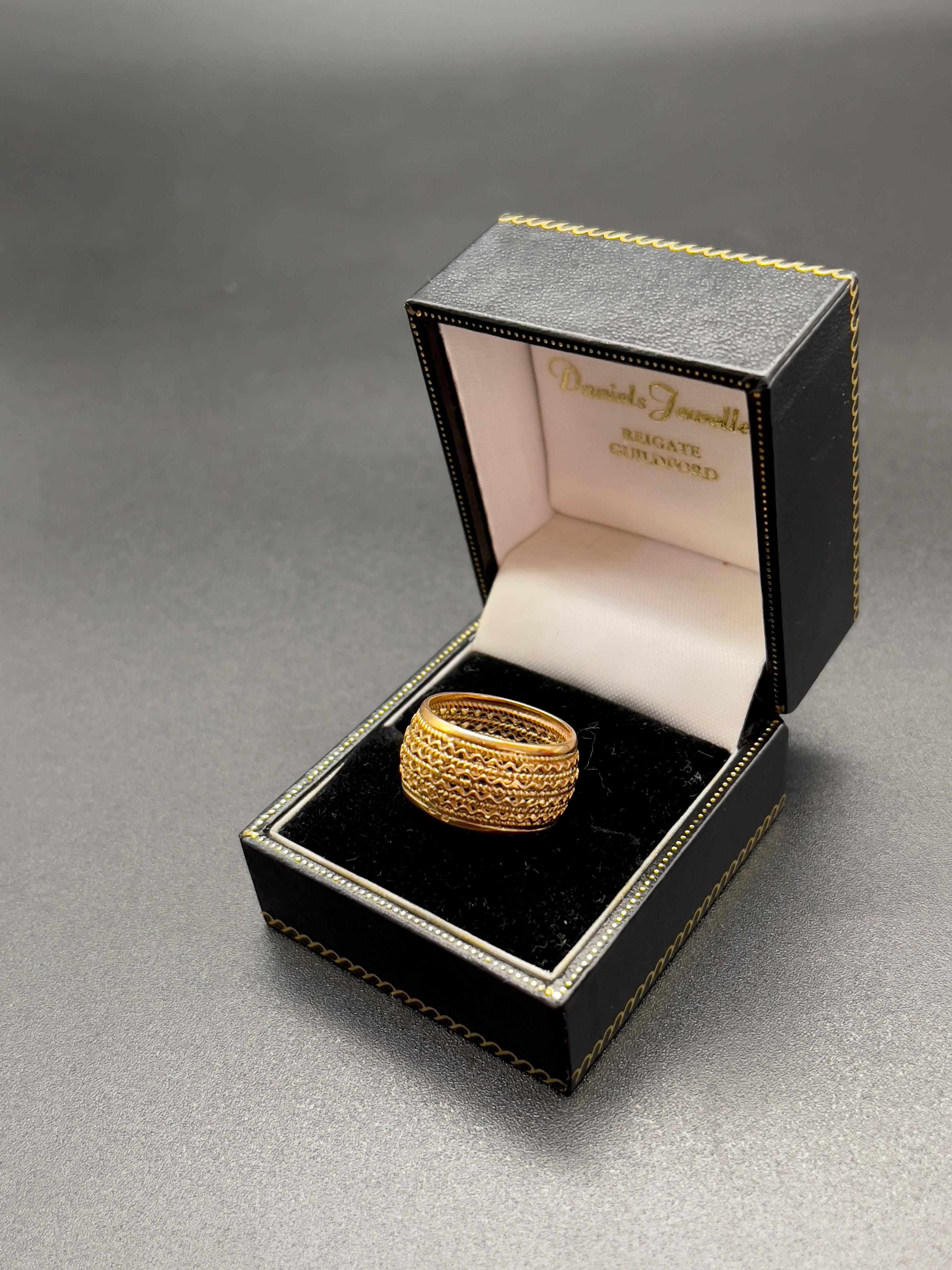 Fine Filigree Gold Eternity Wedding Band Ring For Sale 3