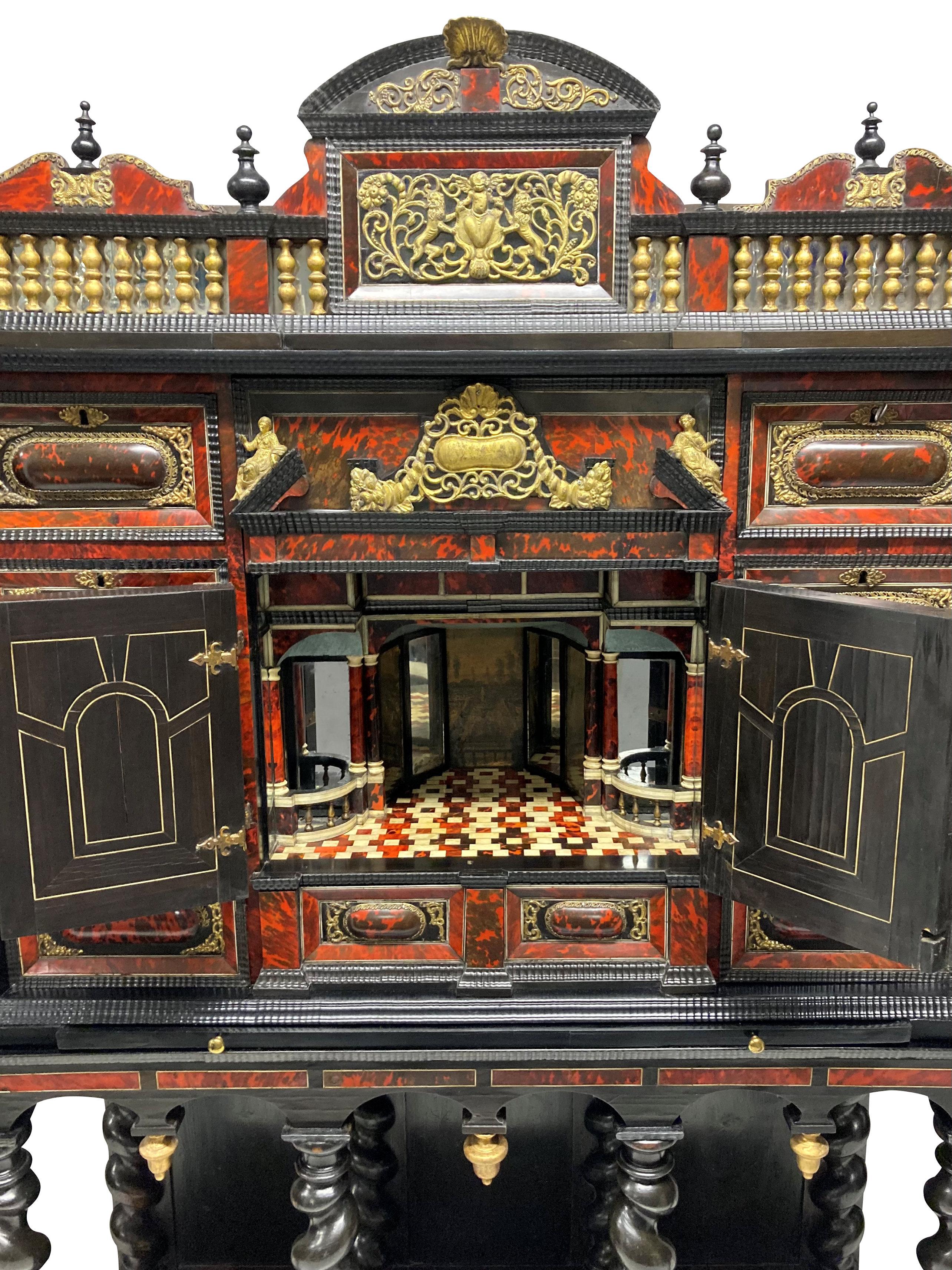Fine Flemish Baroque Late 17th Century Tortoiseshell Cabinet on Stand For Sale 4