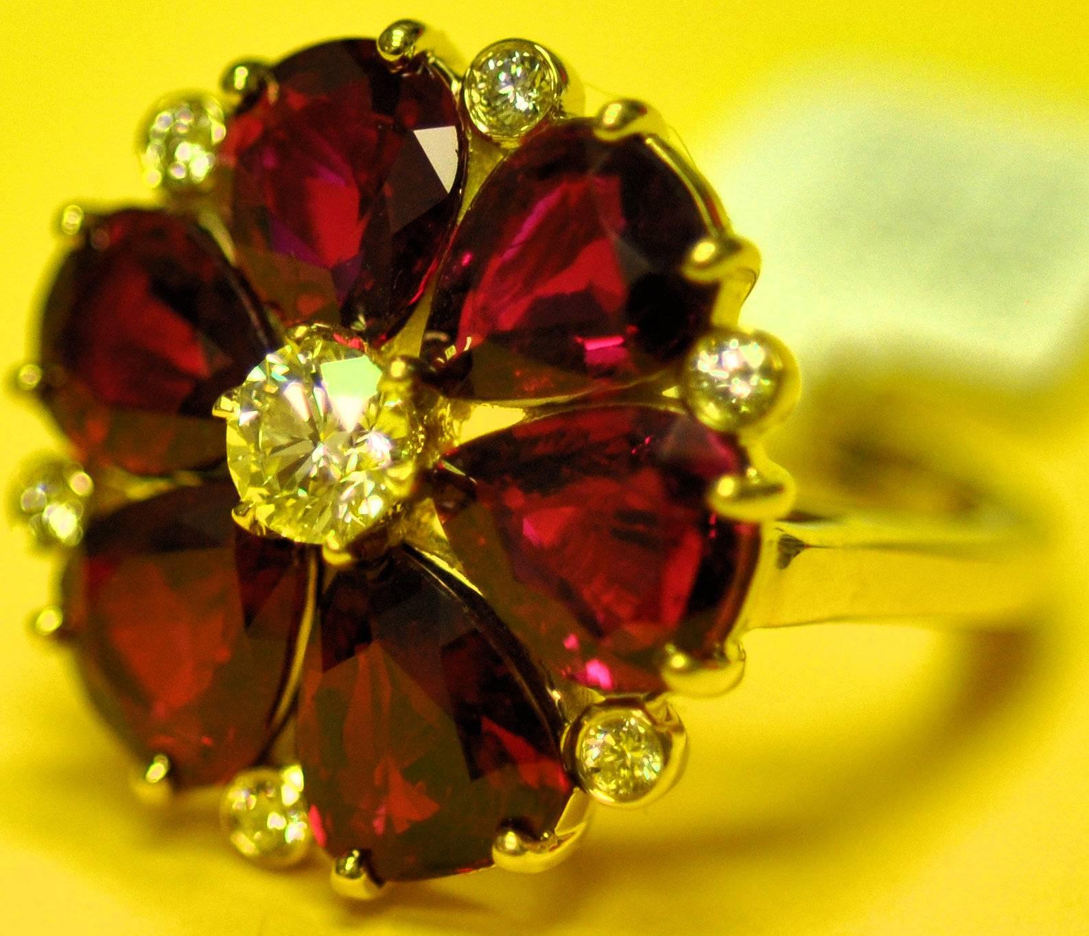 Fine Floral Ruby and Diamond Ring, 7.52 Carat in Rubies 7