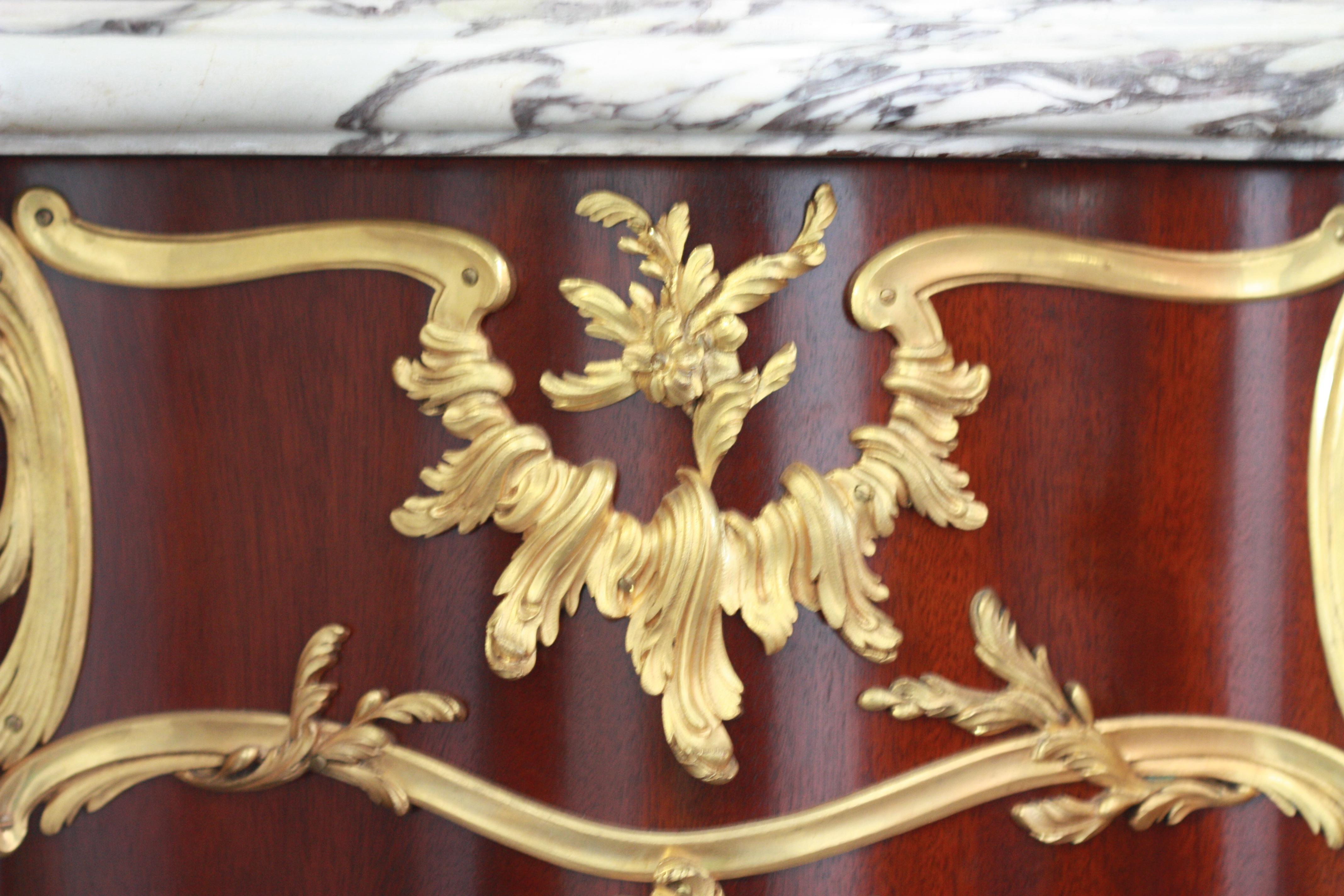 Table console en bois de violette montée en bronze doré Francois Linke en vente 7