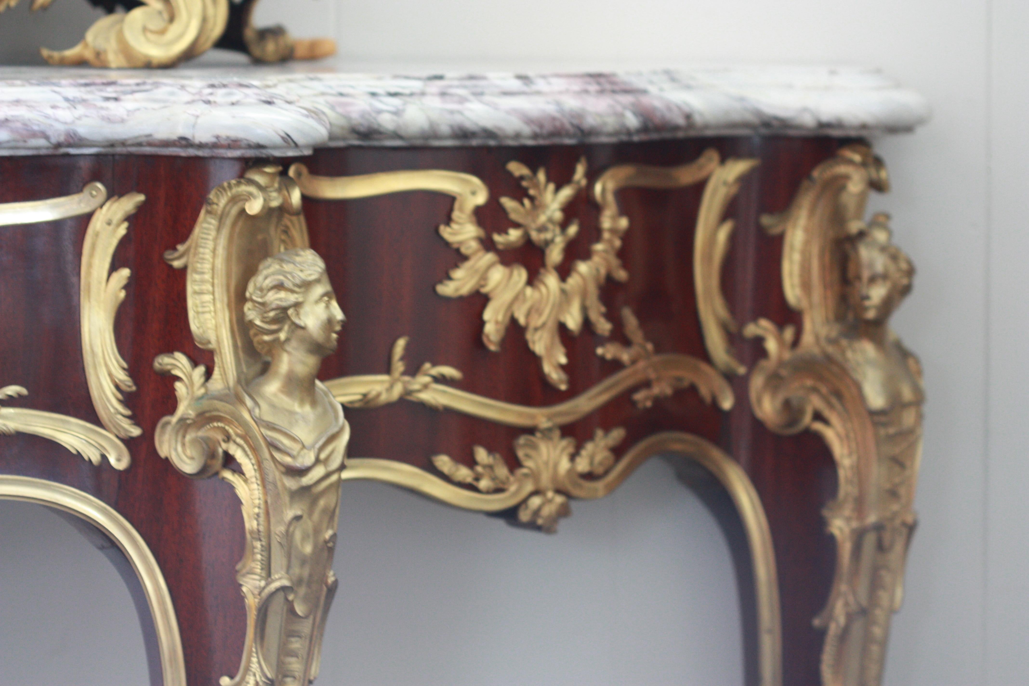 Fina consola de madera de rey Francois Linke montada en ormolu en venta 4