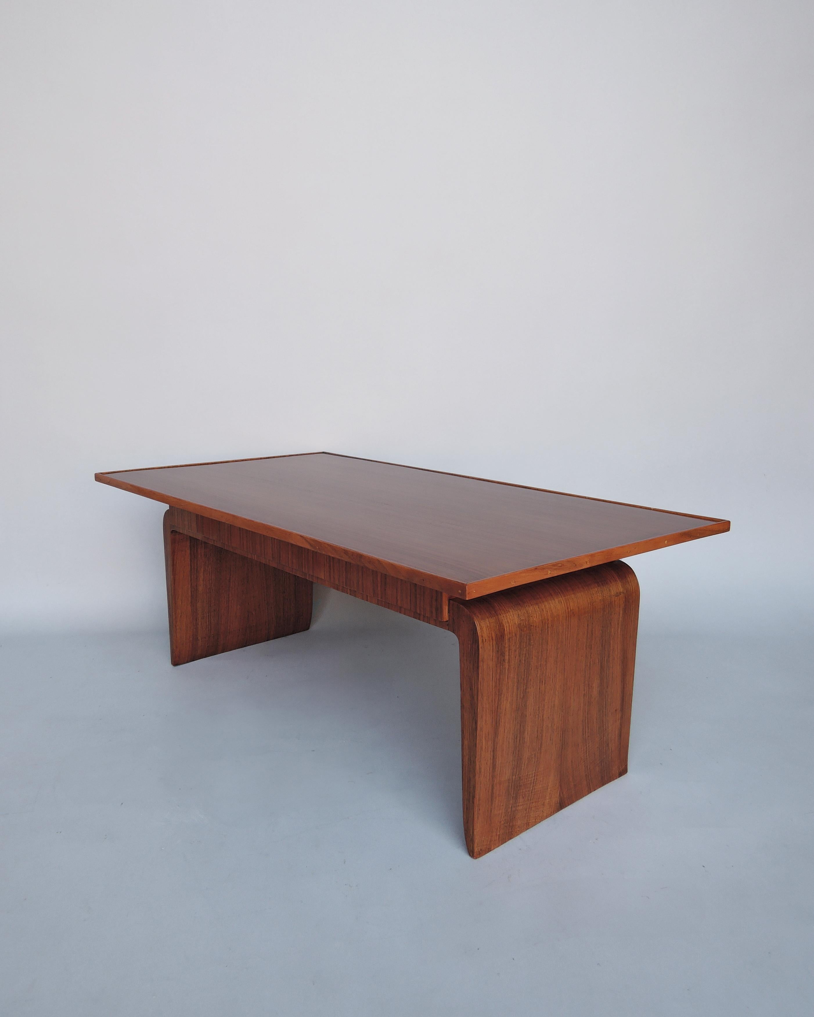 Français Fine French 1930s Coffee Table by Jean Pascaud en vente