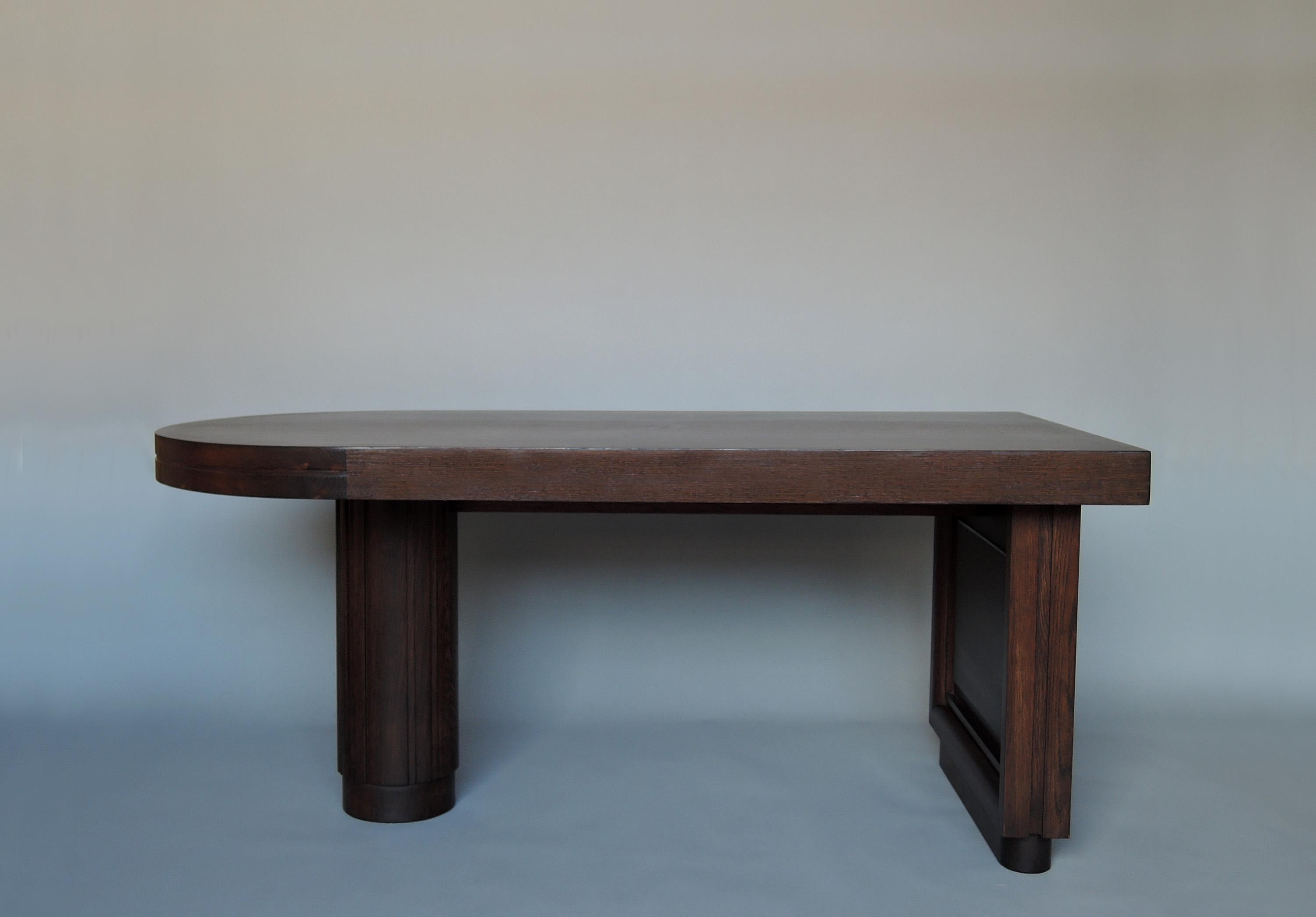 Charles Dudouyt : Diptych Fine Arts, table à manger / bureau en chêne teinté.
