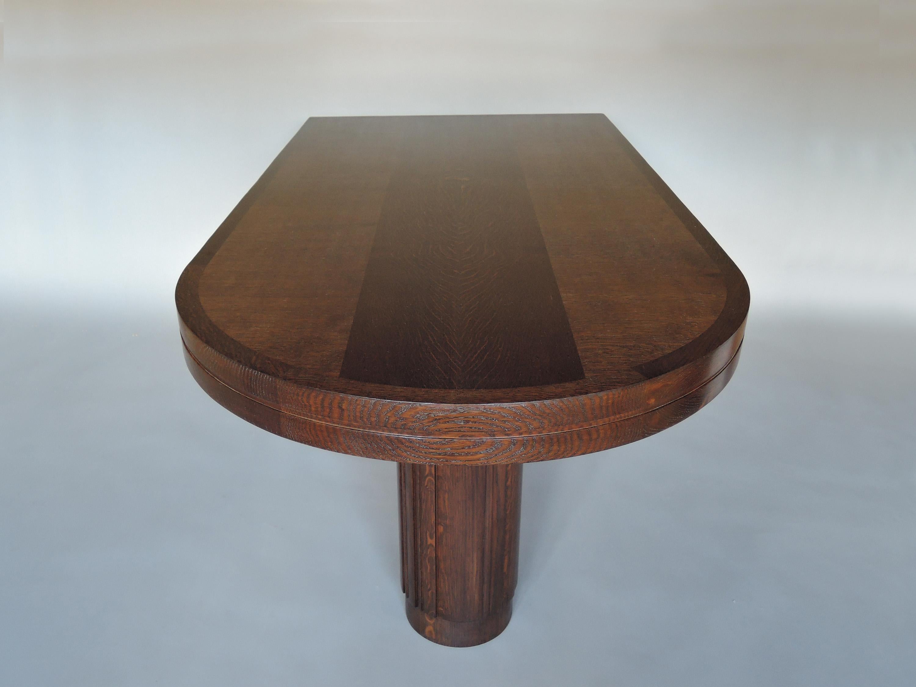 Chêne Table à manger/table à écrire française des années 1930 par Dudouyt en vente