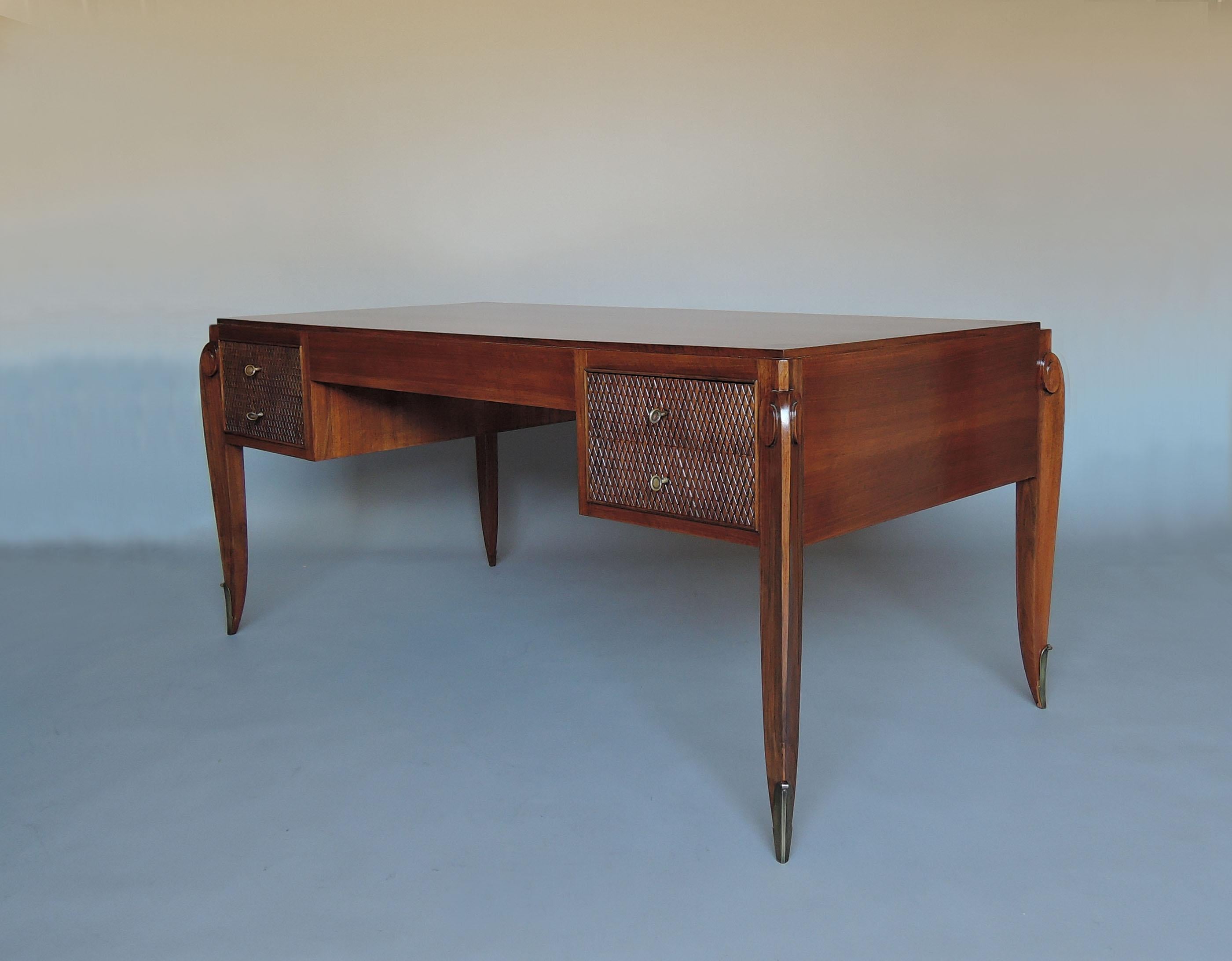 Raffinato mobile francese degli anni '40 di Jean Pascaud 